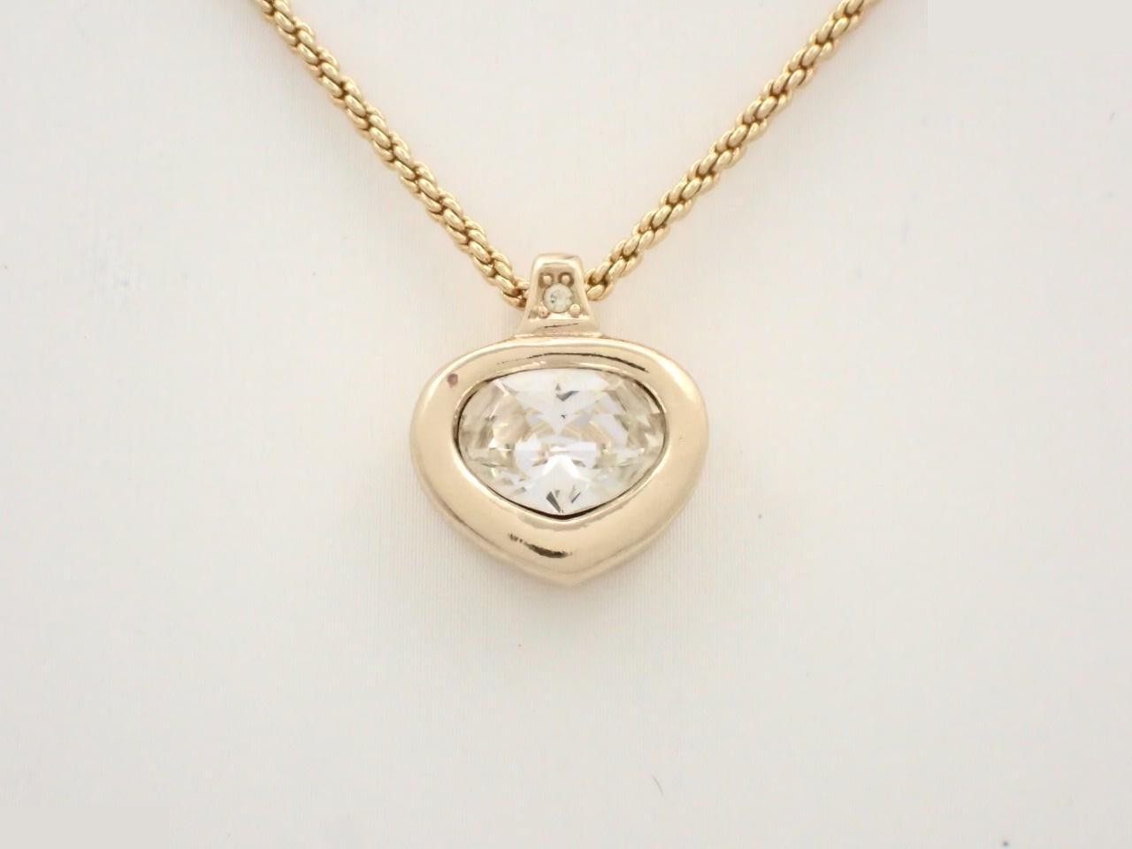 Other lines: Precious metals, necklaces, pendants, chain approximately 44cm