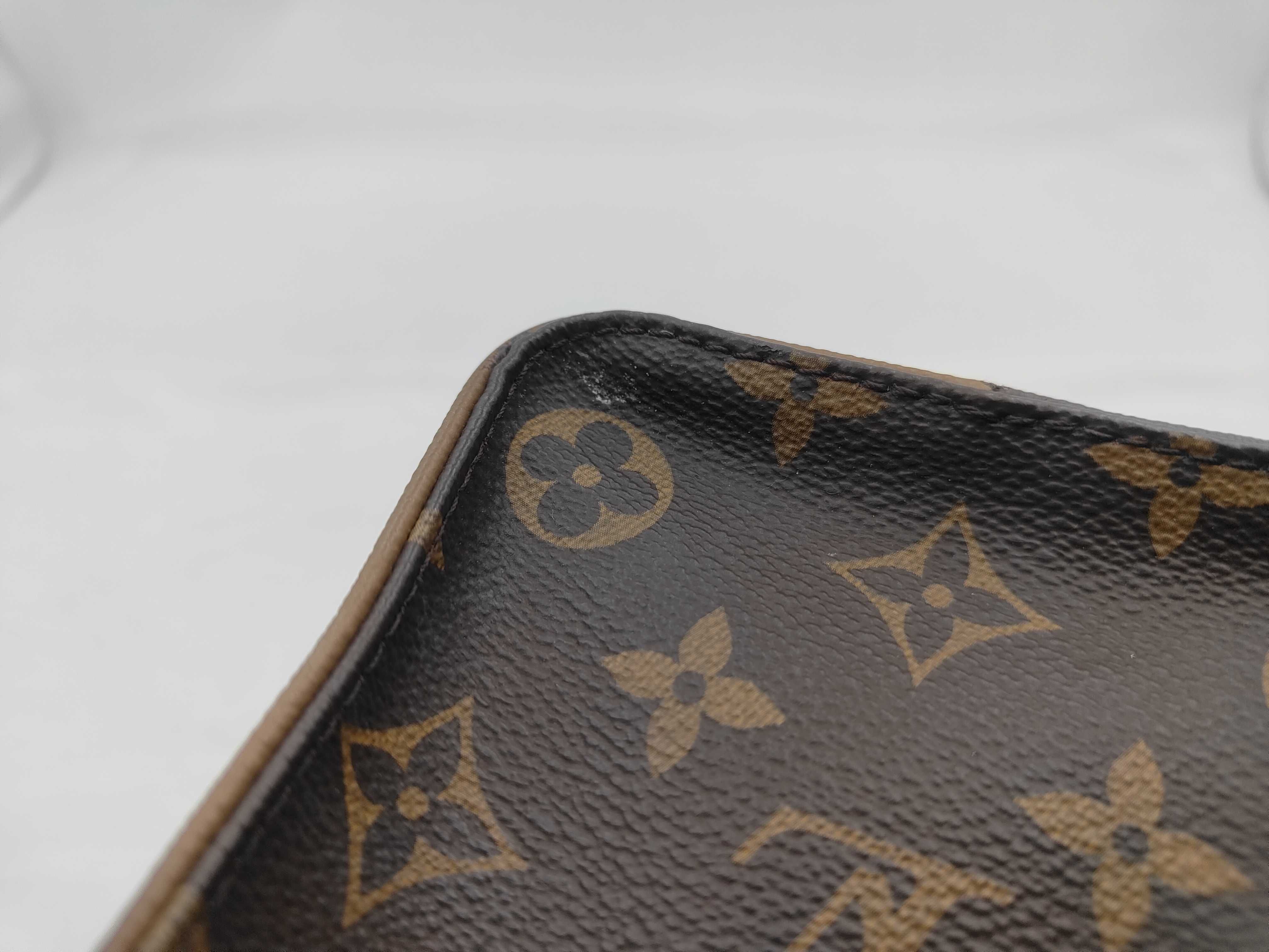 Reverse OnTheGo PM M46373 Handbag — view 13