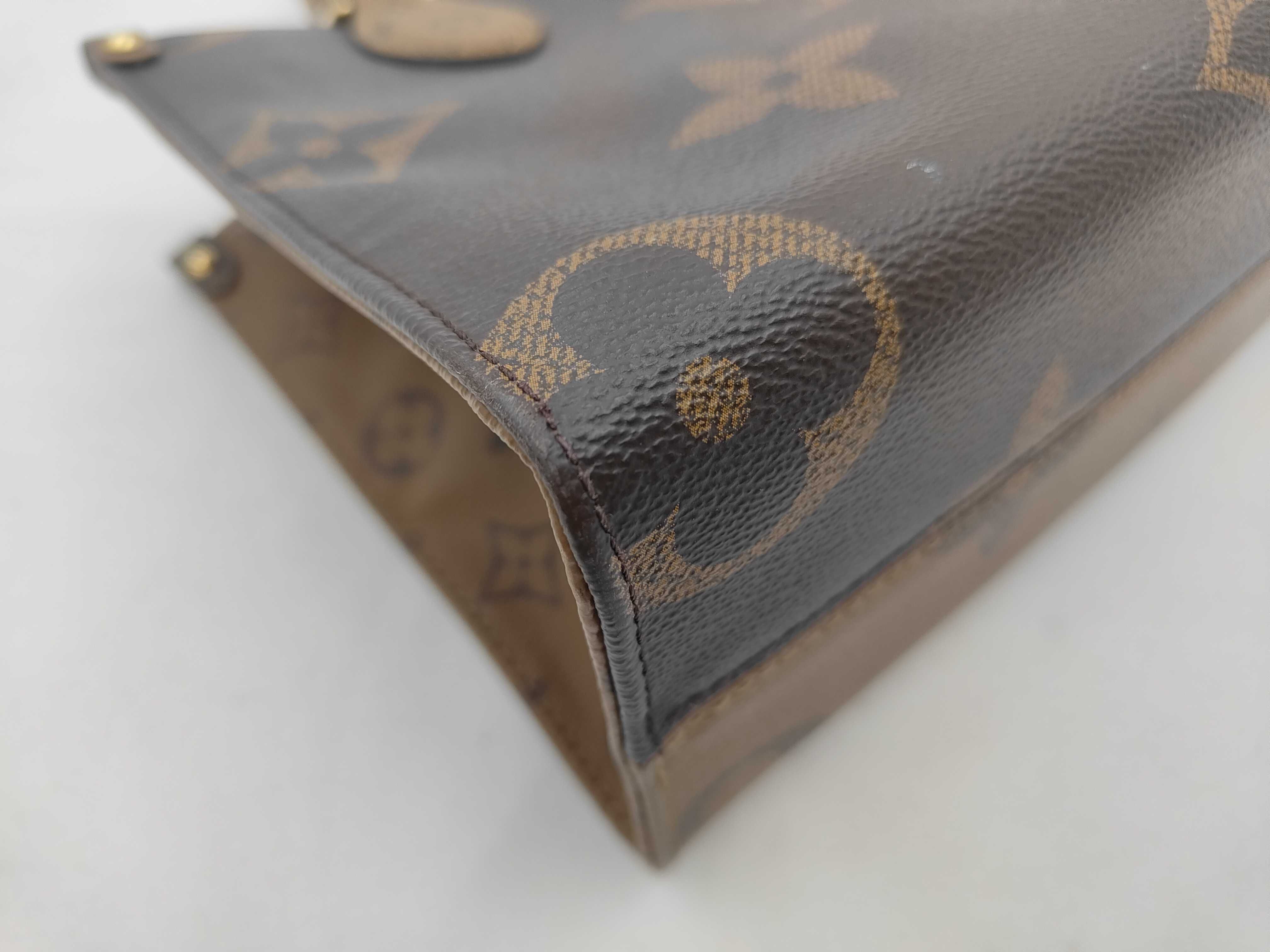 Reverse OnTheGo PM M46373 Handbag — view 6