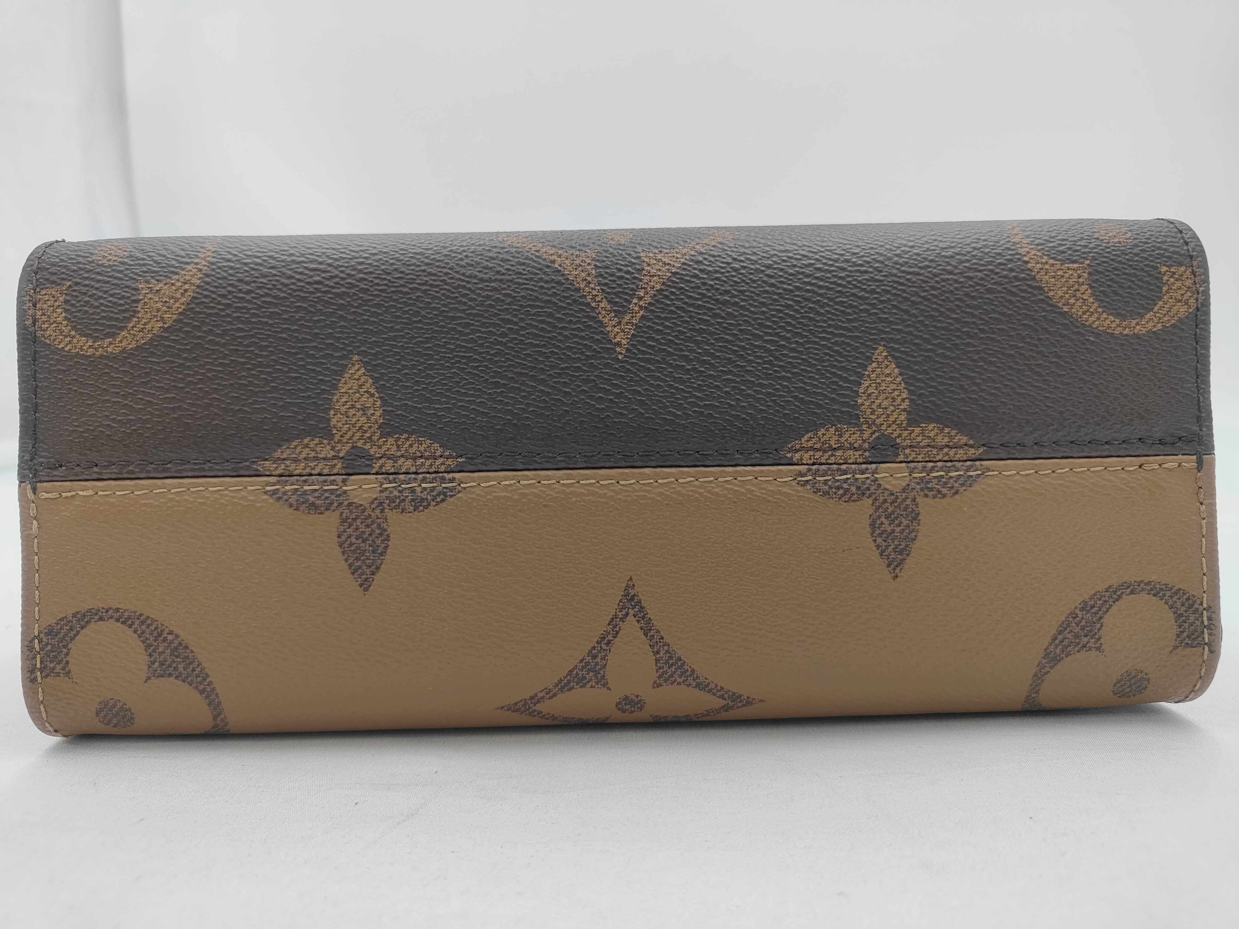 Reverse OnTheGo PM M46373 Handbag — view 7
