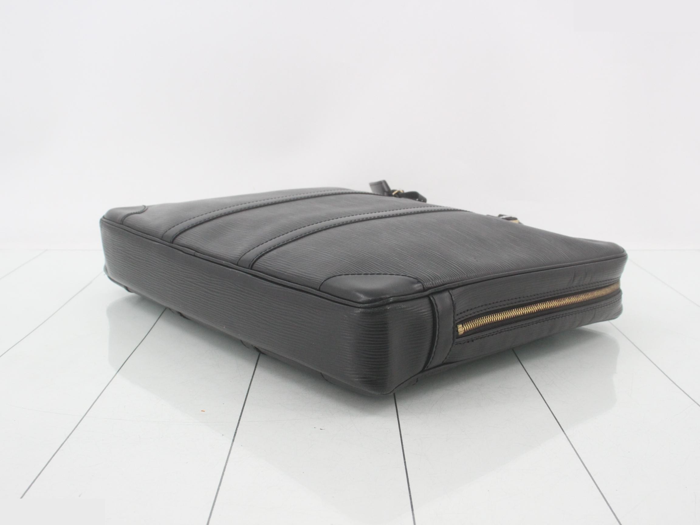 Epi Port Document Voyage Handbag — view 6