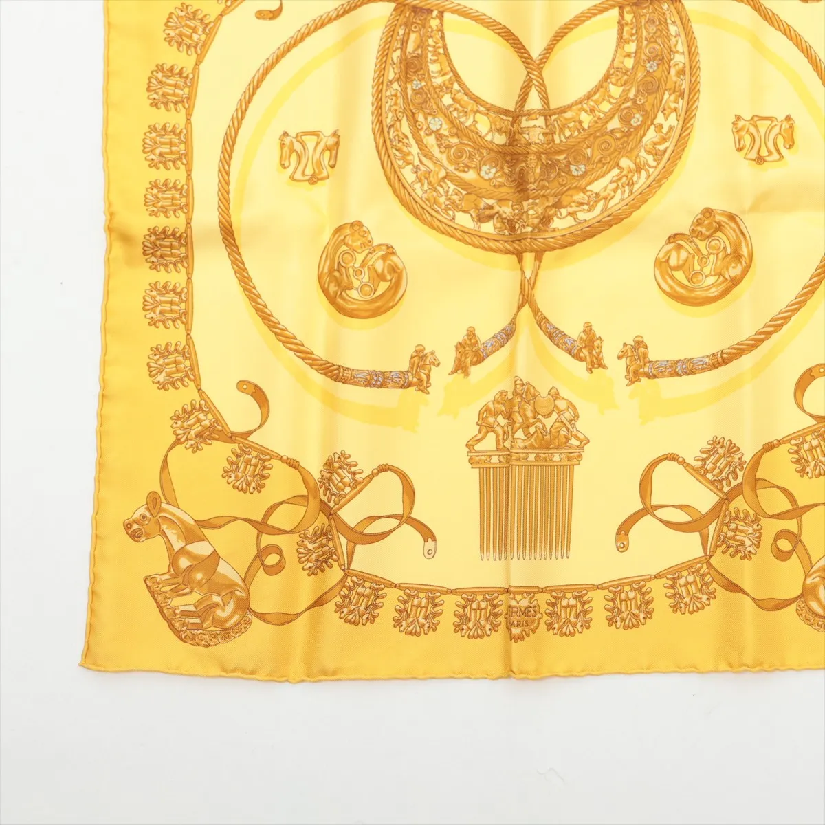 Carre 45 LES CAVALIERS D'OR (Golden Knights) Scarf, Silk, Yellow, Some wear, snags, pilling. — view 5