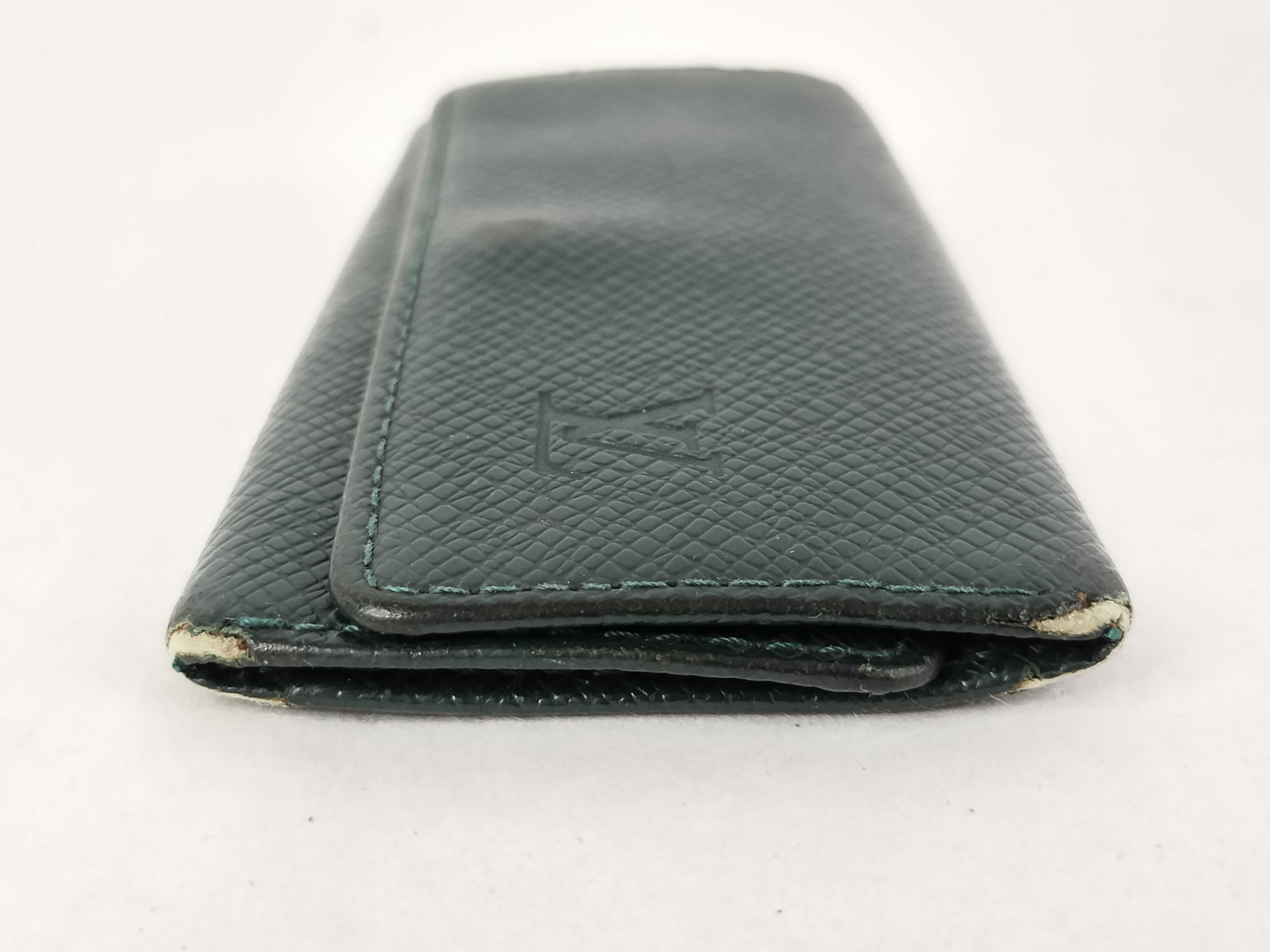 Taiga Multicles 4 Key Case (Slightly Damaged) Key Case — view 5