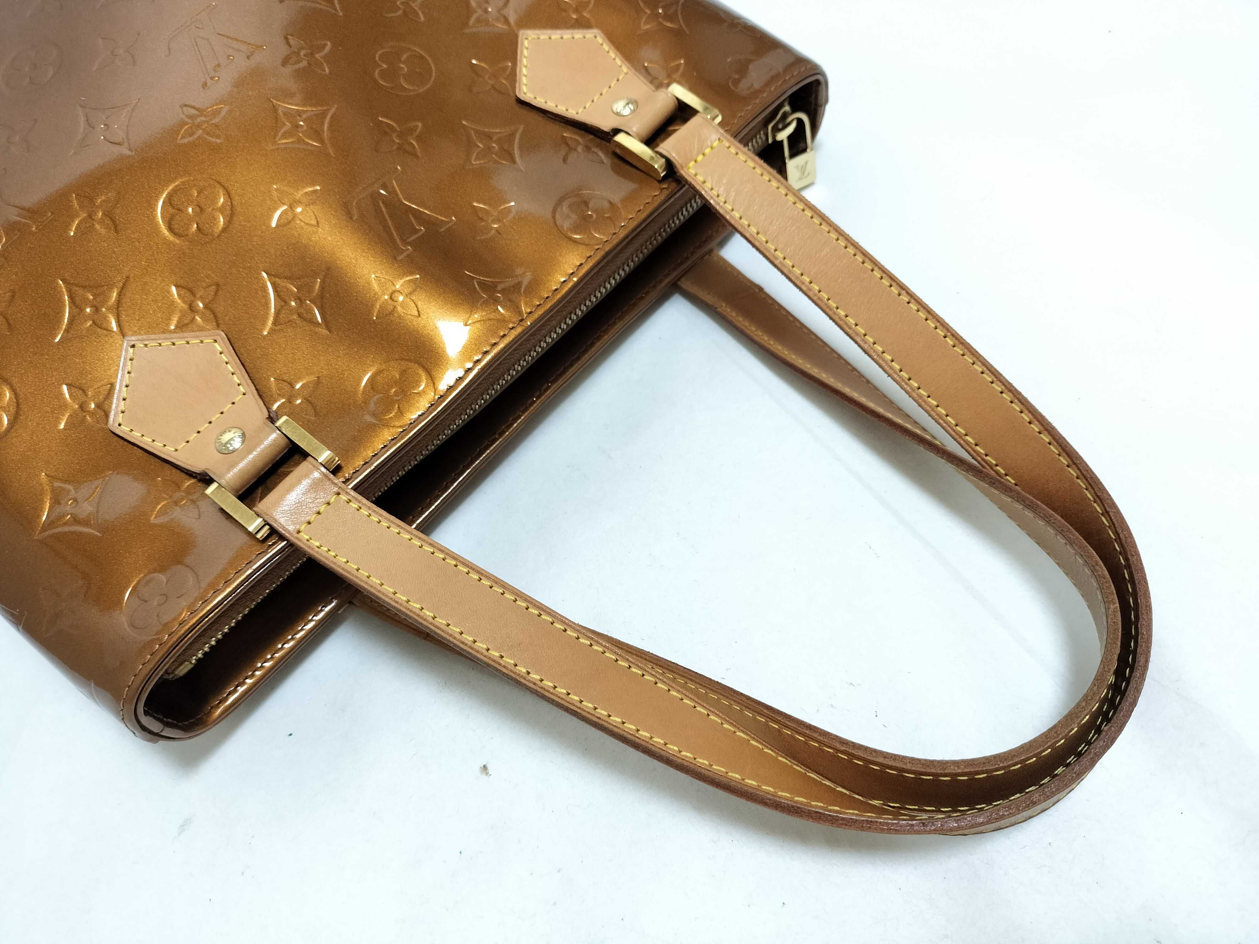 Vernis Louis Vuitton Monogram Vernis Houston Bronze M91122 LM0081 Tote Bag — view 3