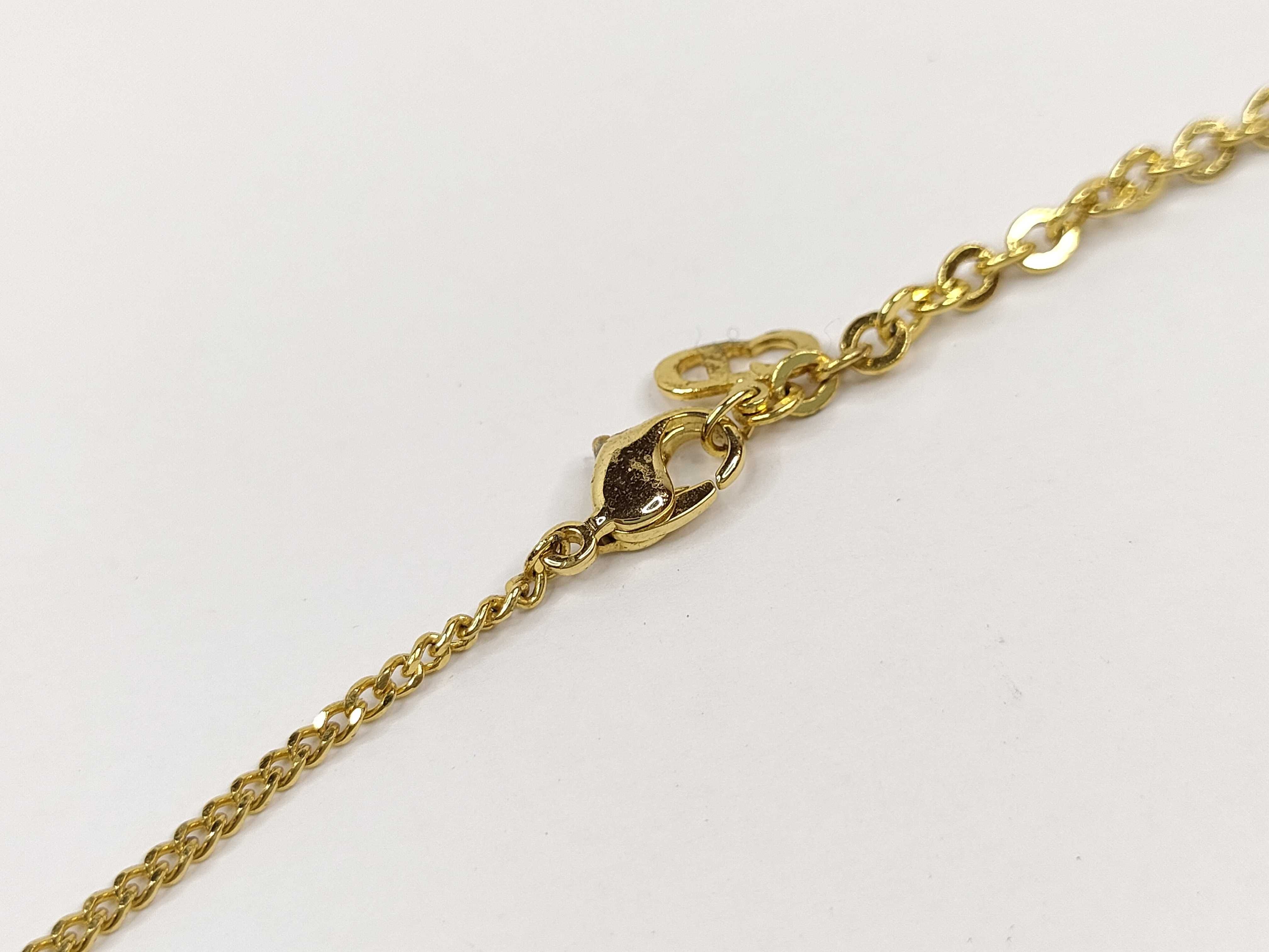 necklace — view 4