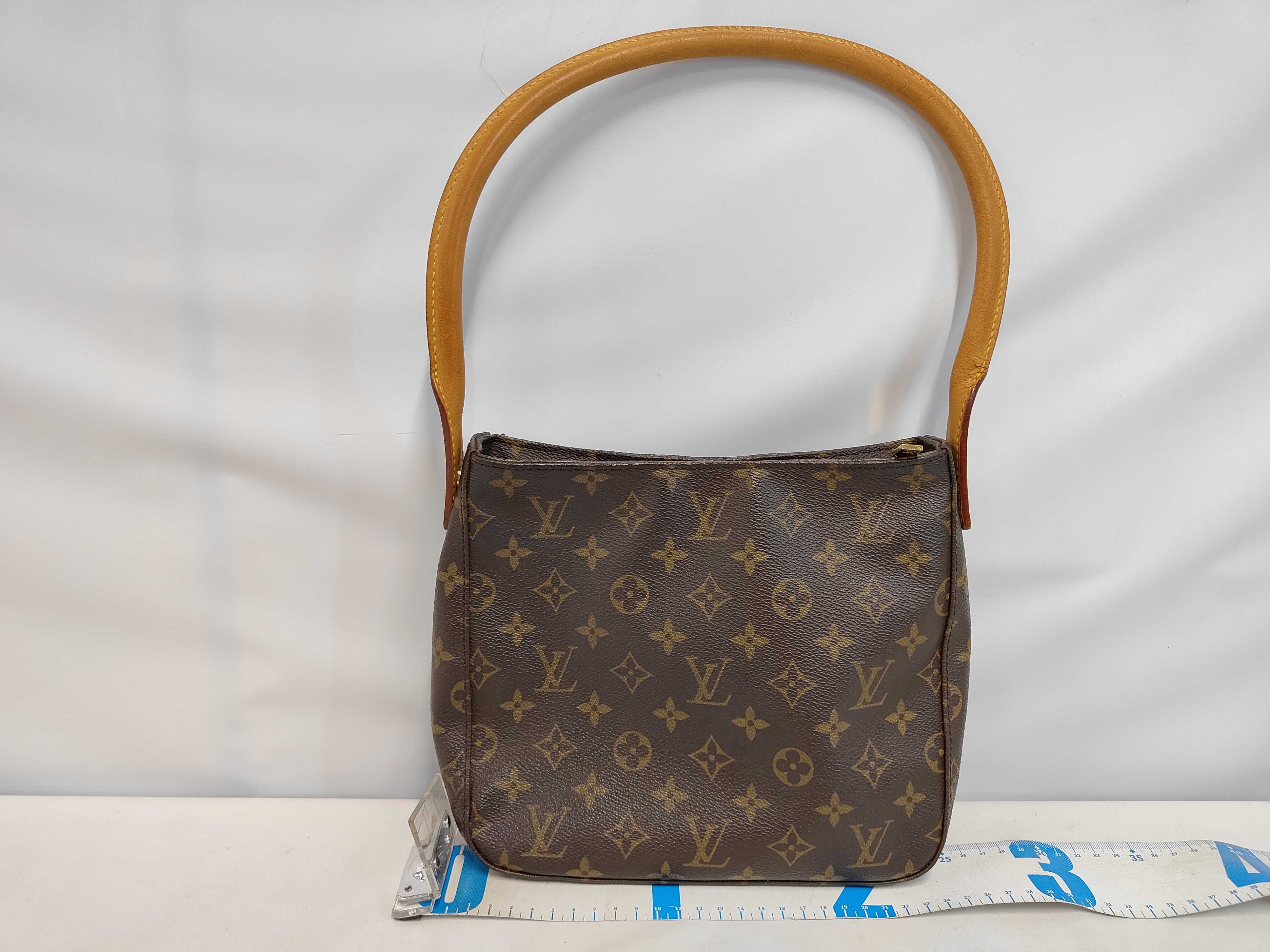 Monogram Looping MM Shoulder Bag — view 2