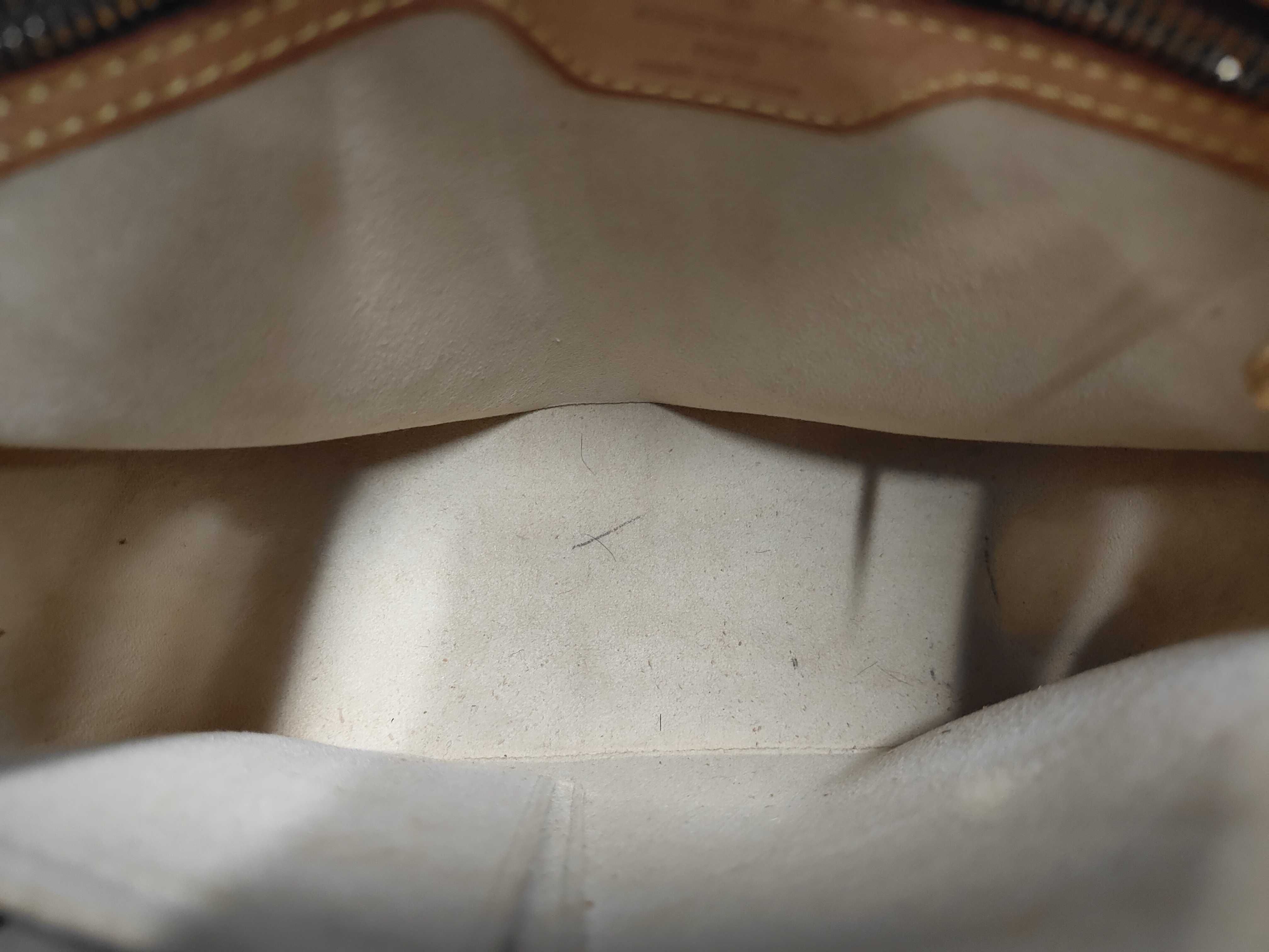 Monogram Looping MM Shoulder Bag — view 9