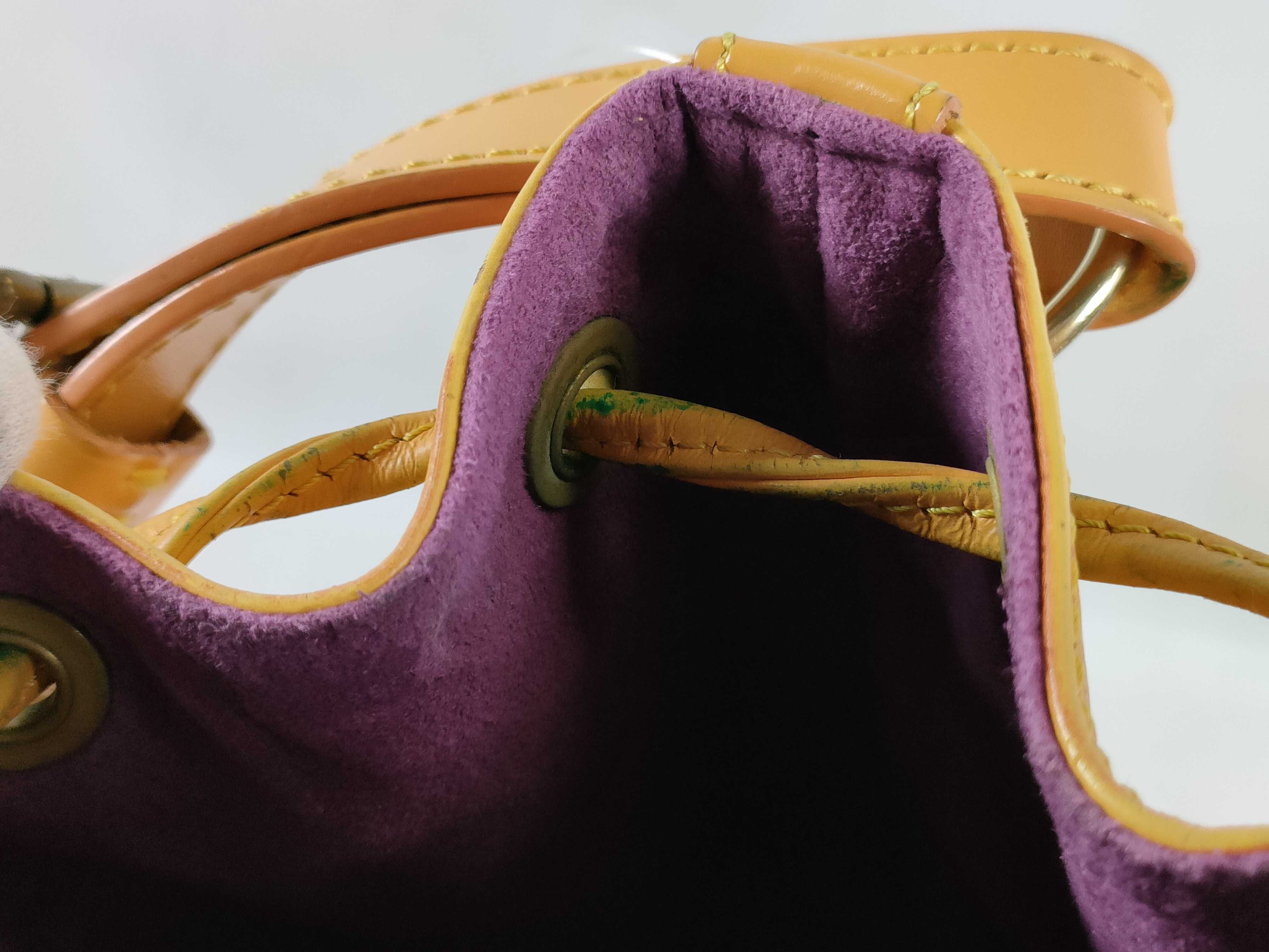 Epi Petit Noé M44103 Shoulder Bag — view 10