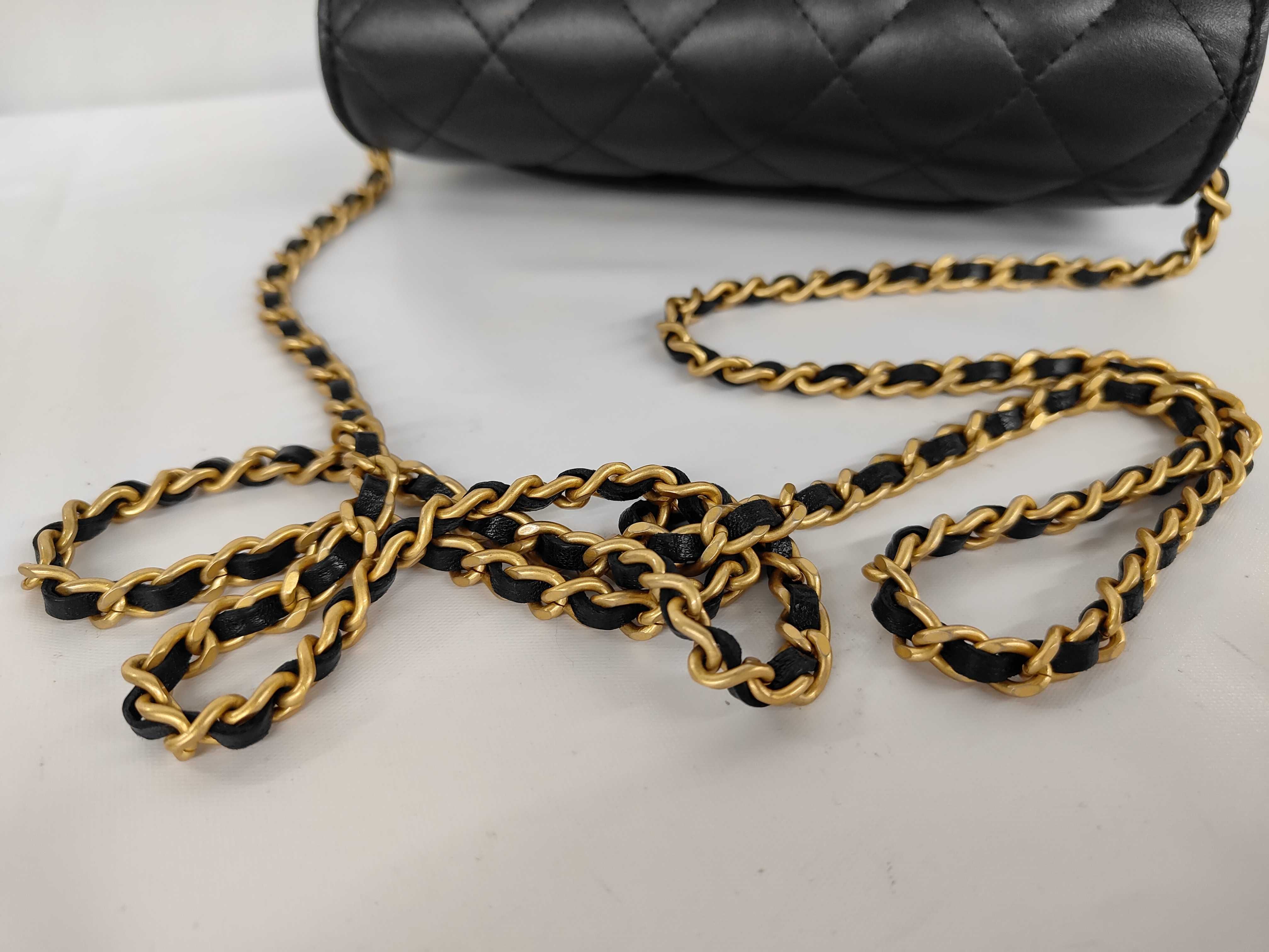 Heart Lock Chain Wallet, Black Lambskin, Gold Hardware, AP3285 Shoulder Bag — view 3