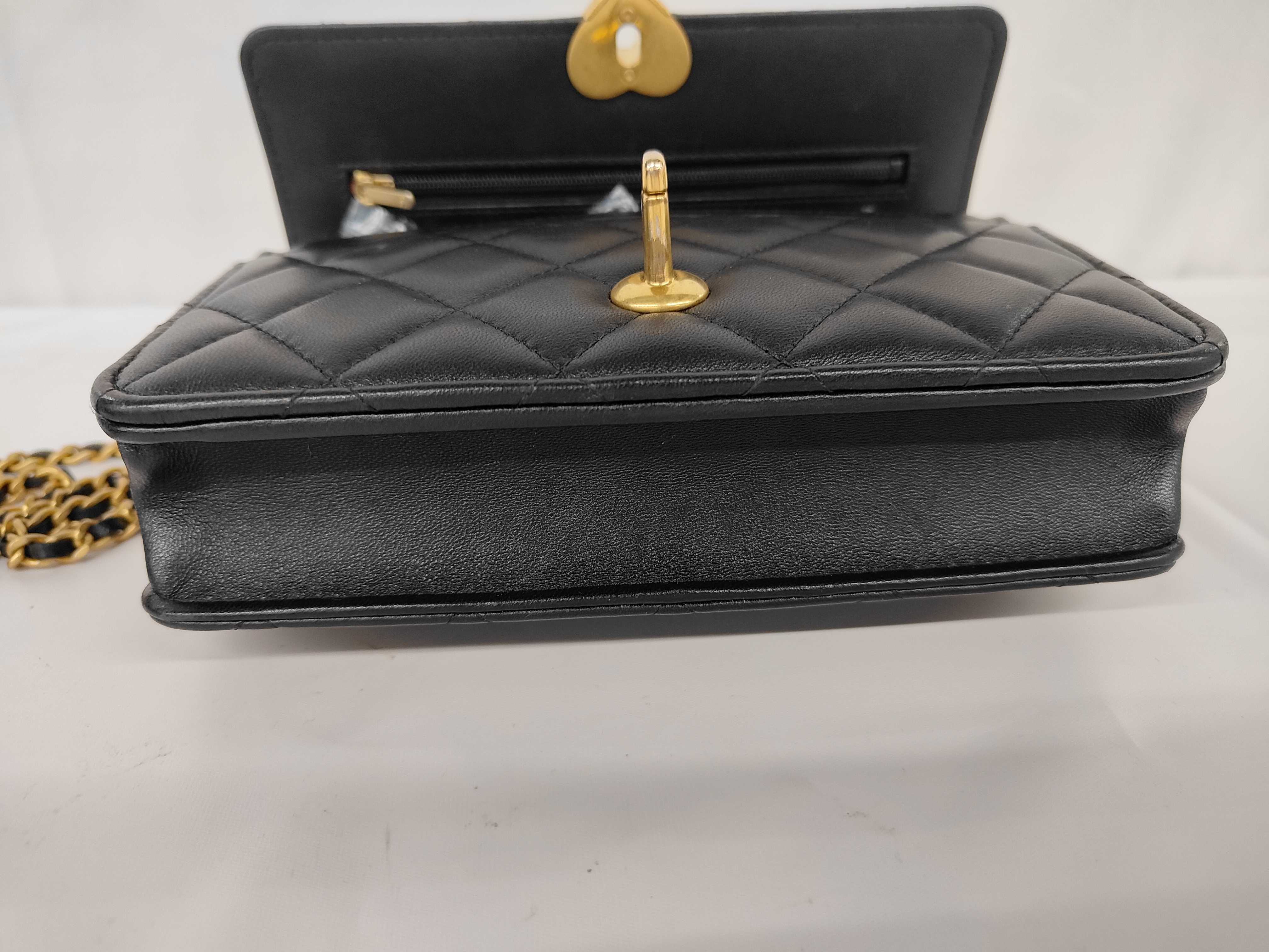 Heart Lock Chain Wallet, Black Lambskin, Gold Hardware, AP3285 Shoulder Bag — view 8