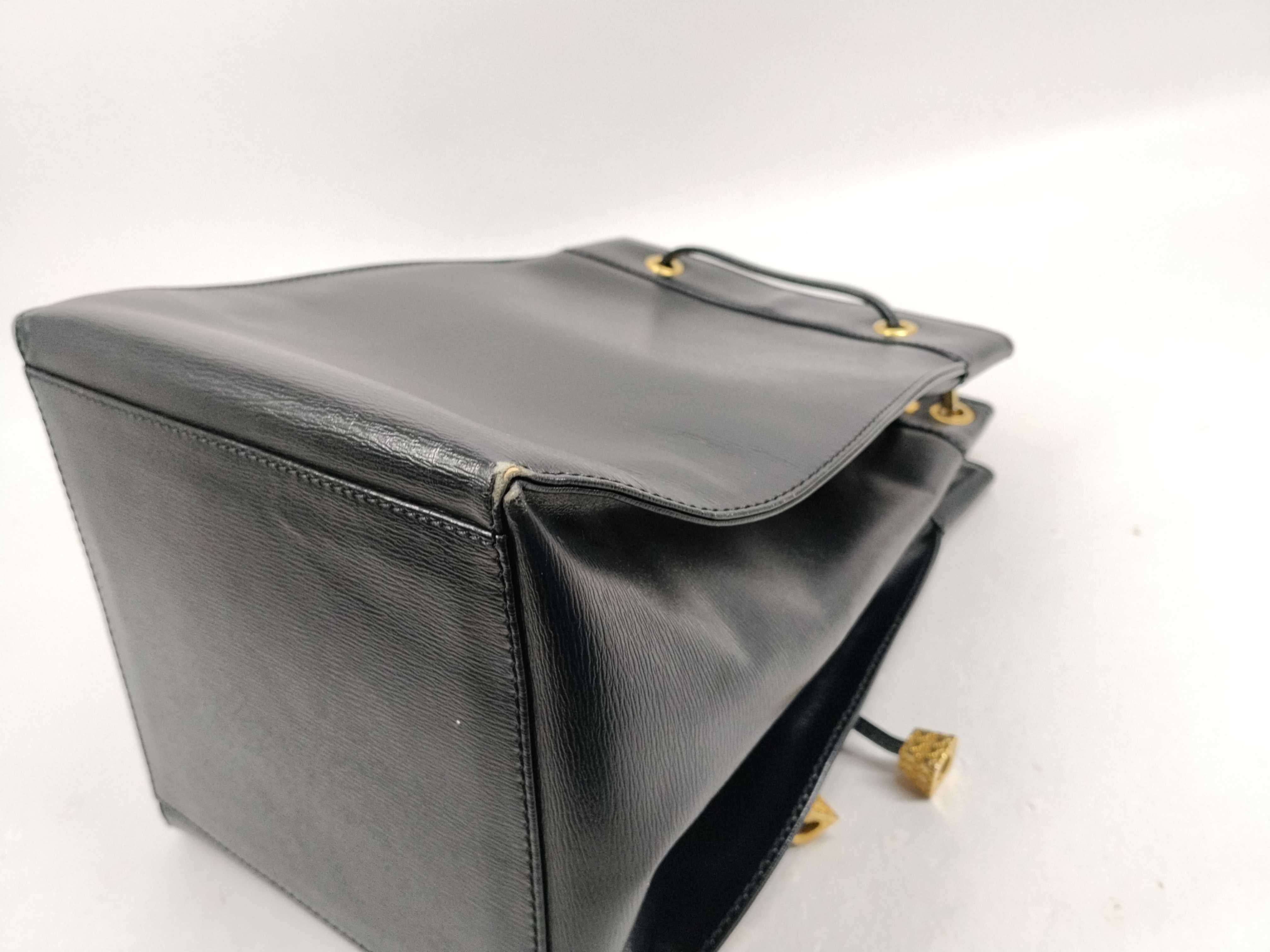 Leather Drawstring Bag Shoulder Bag — view 4