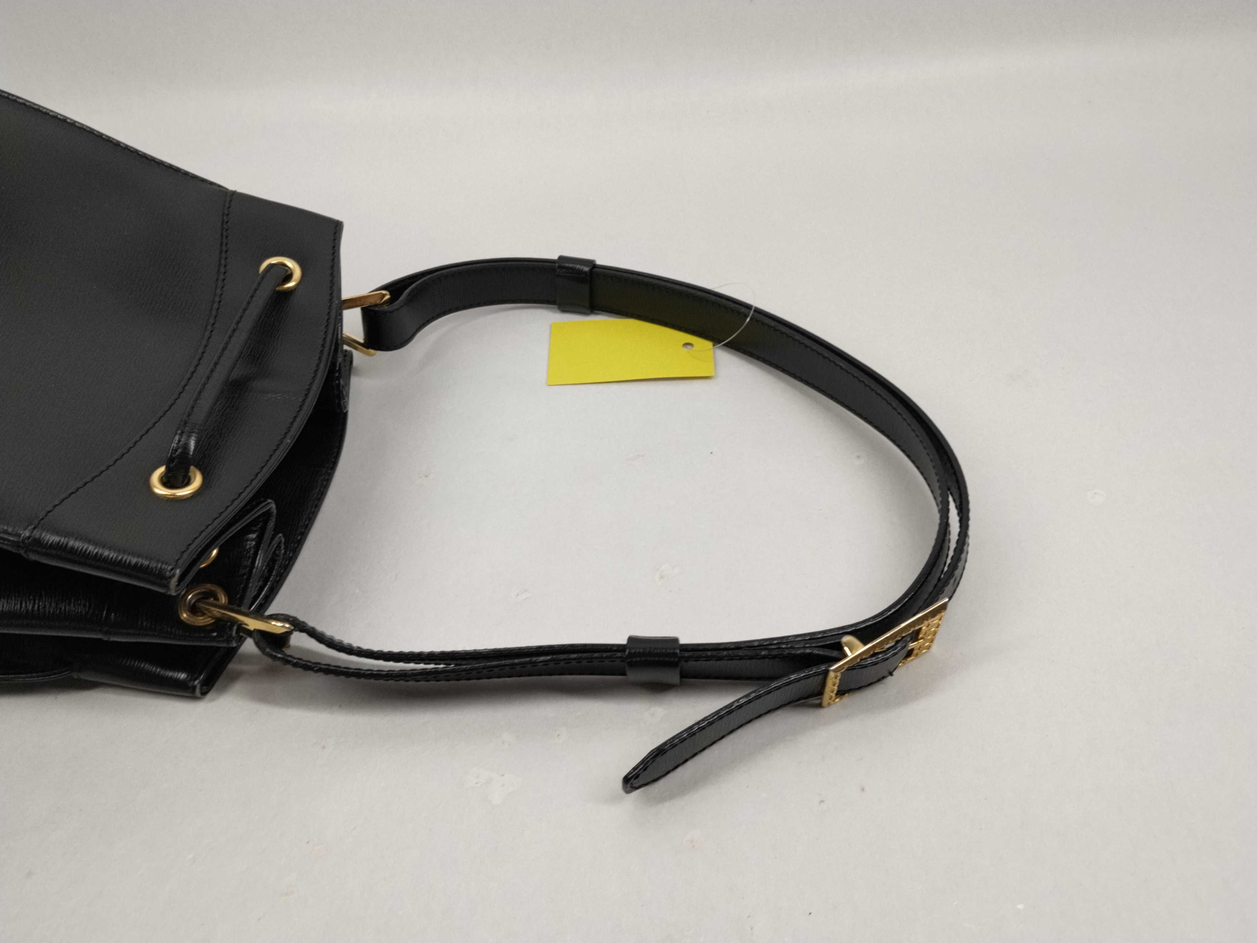 Leather Drawstring Bag Shoulder Bag — view 5