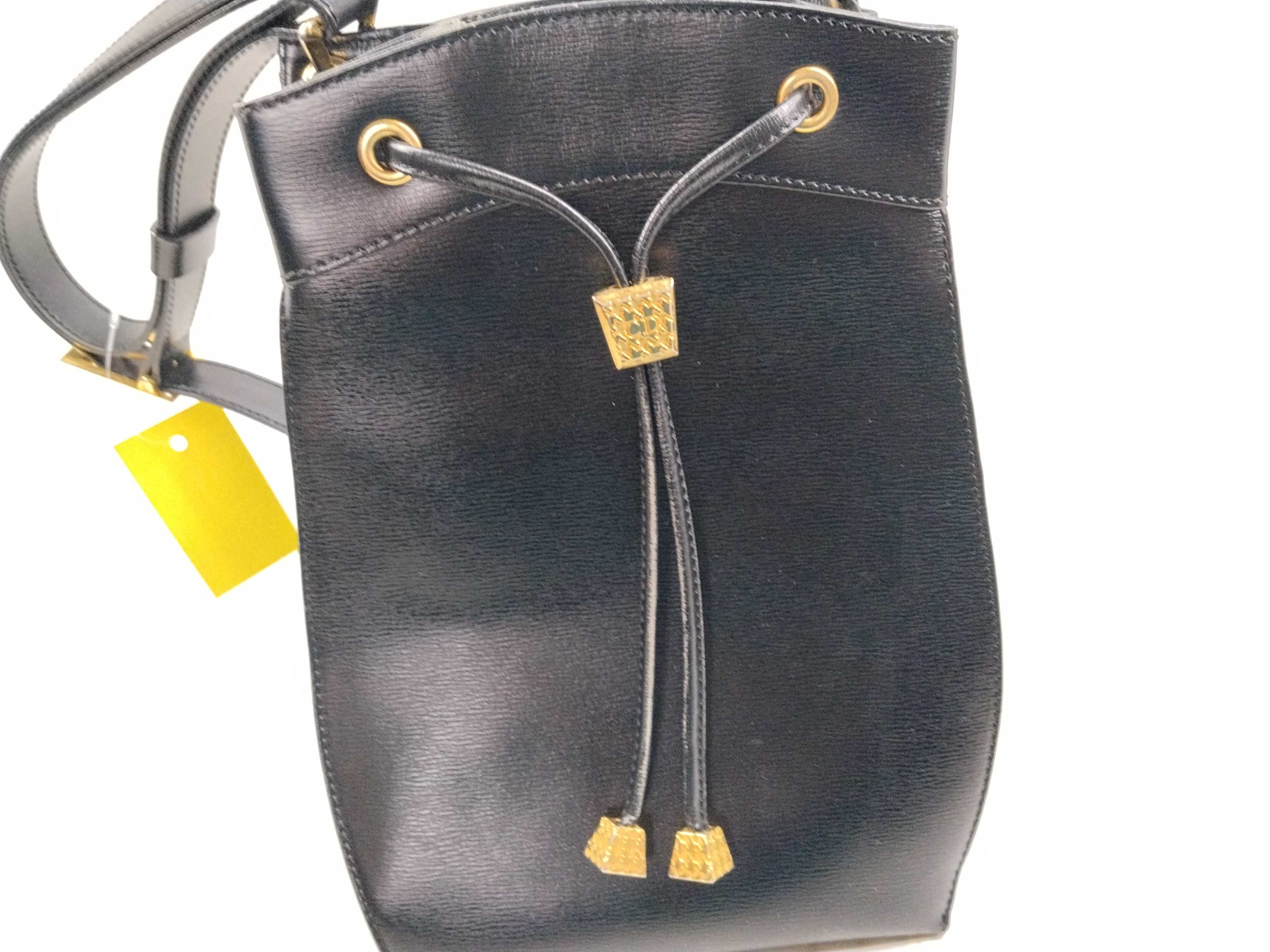 Leather Drawstring Bag Shoulder Bag — view 8