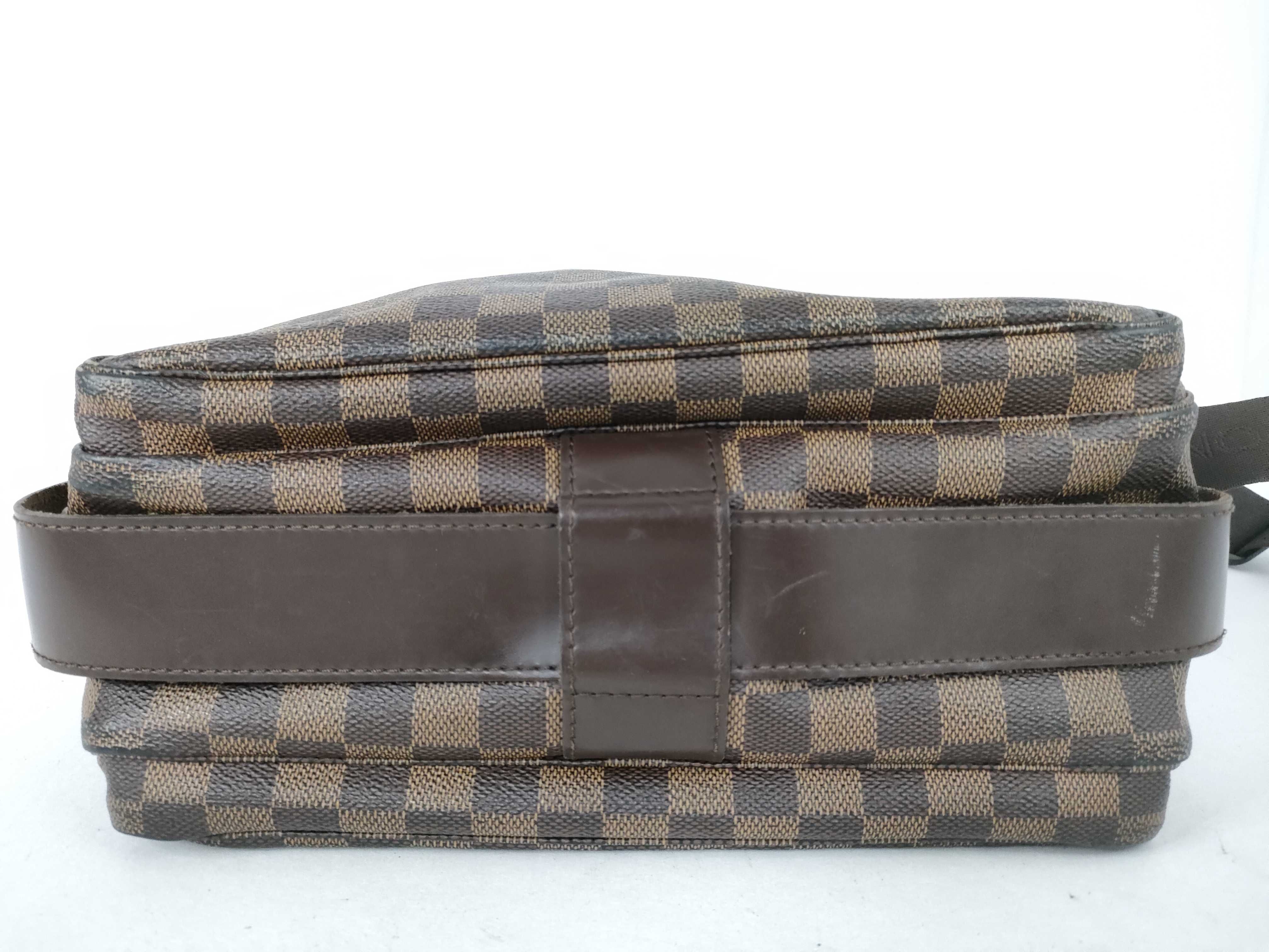 Damier Louis Vuitton Damier Shoulder Bag — view 7