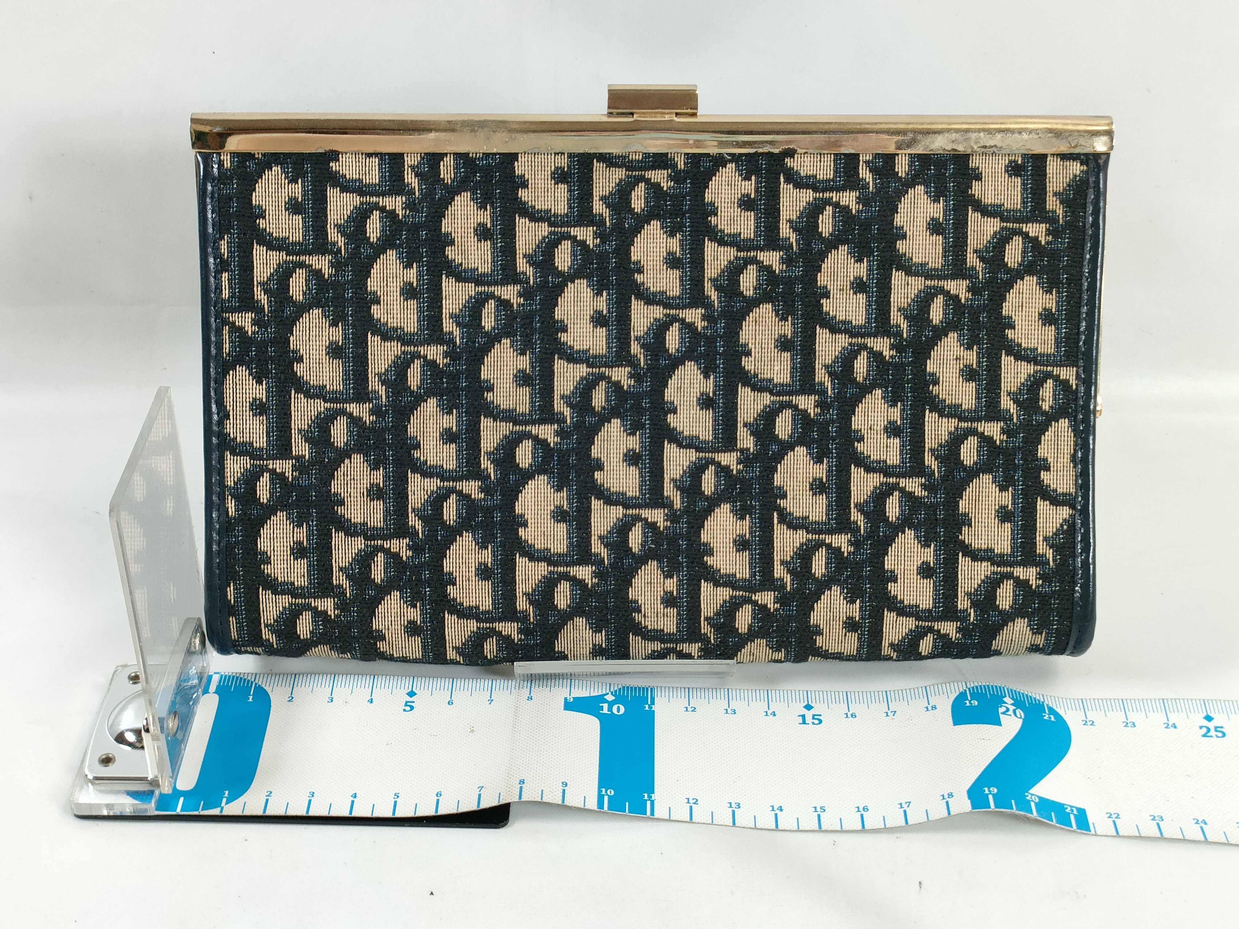 Trotter Vintage Clasp Clutch Bag — view 2