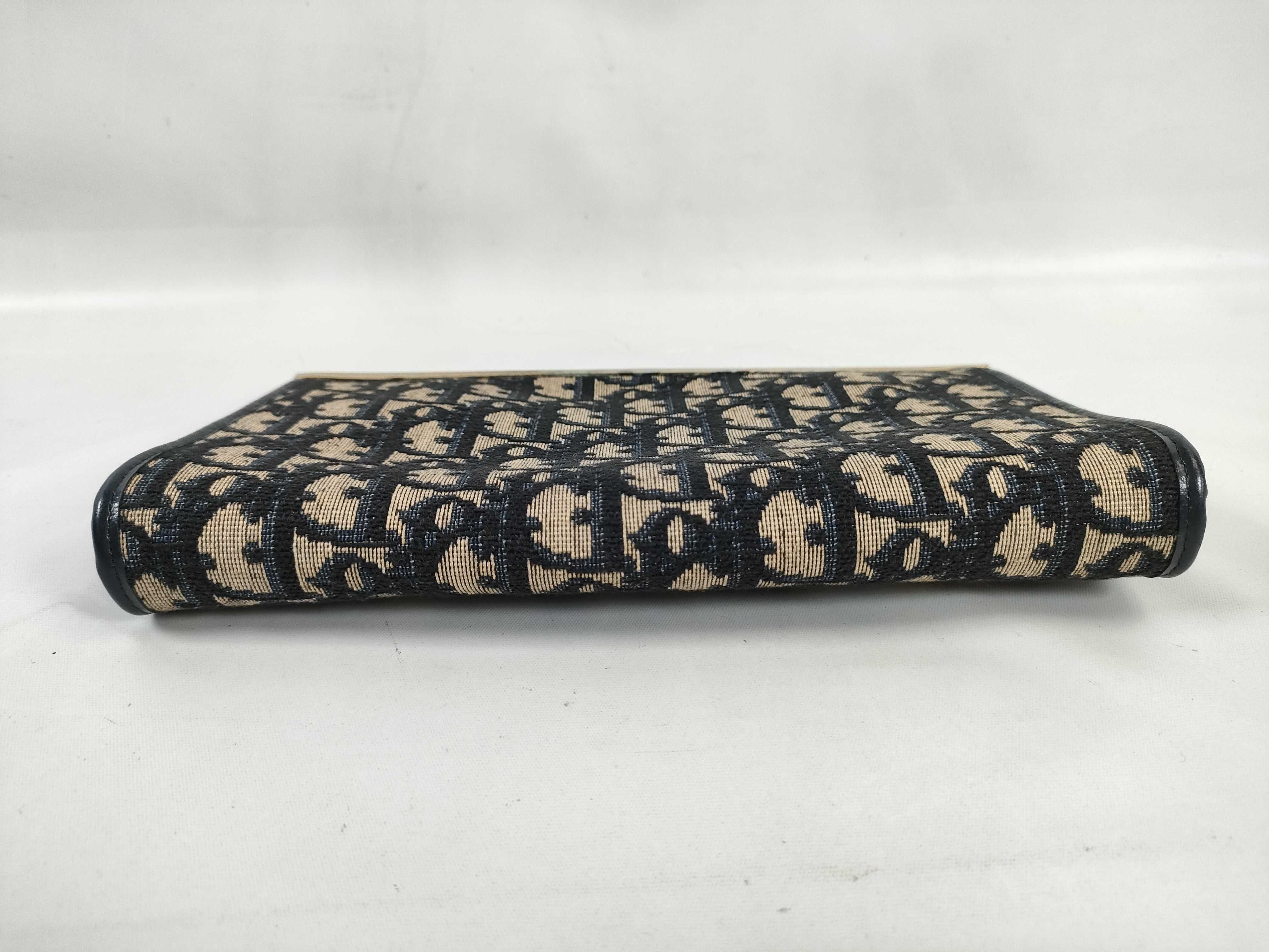 Trotter Vintage Clasp Clutch Bag — view 4