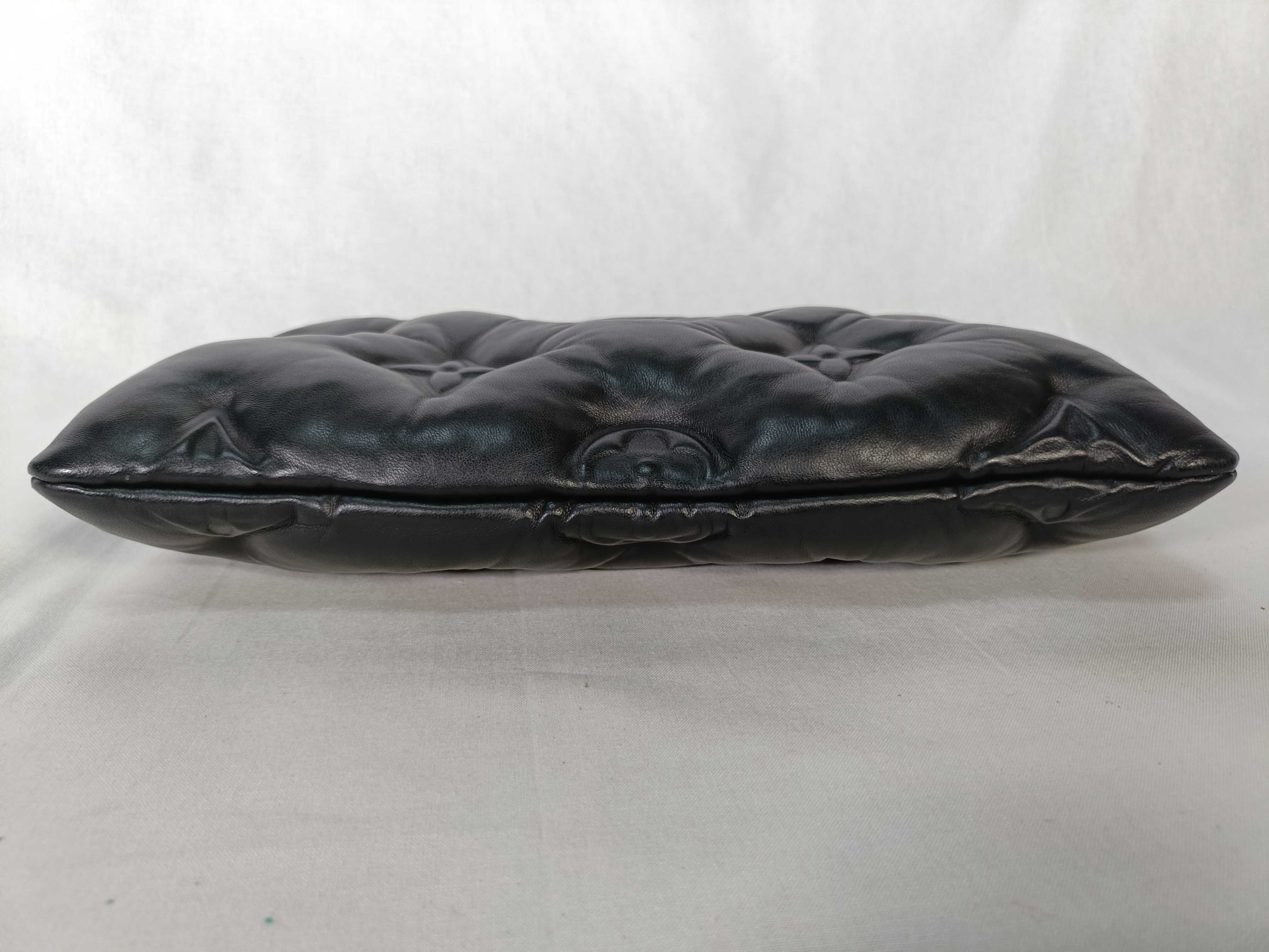 M68775 Mono-embossed UB4149 Clutch Bag — view 11