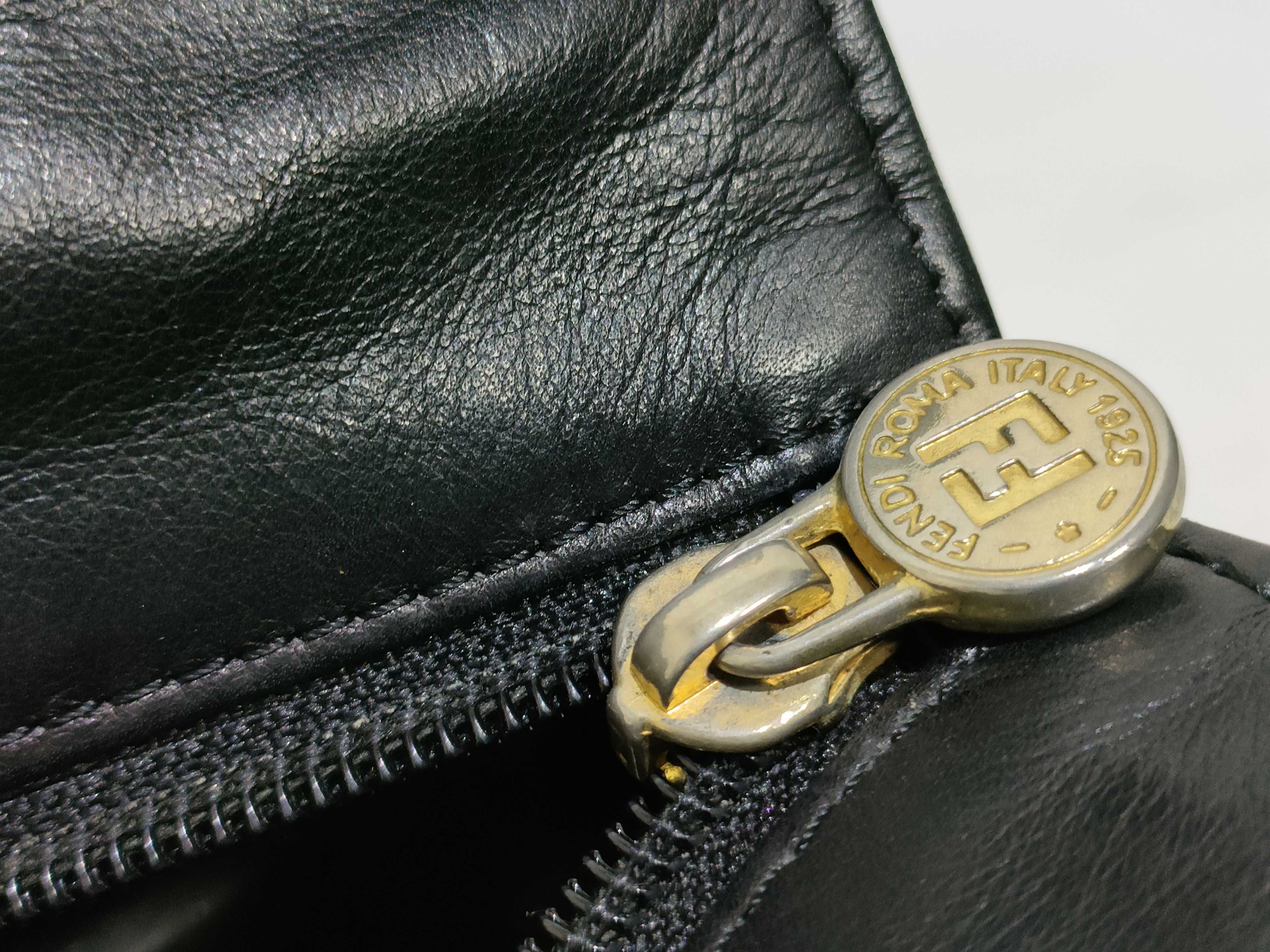 Pasta Metal Handle Leather Handbag — view 12