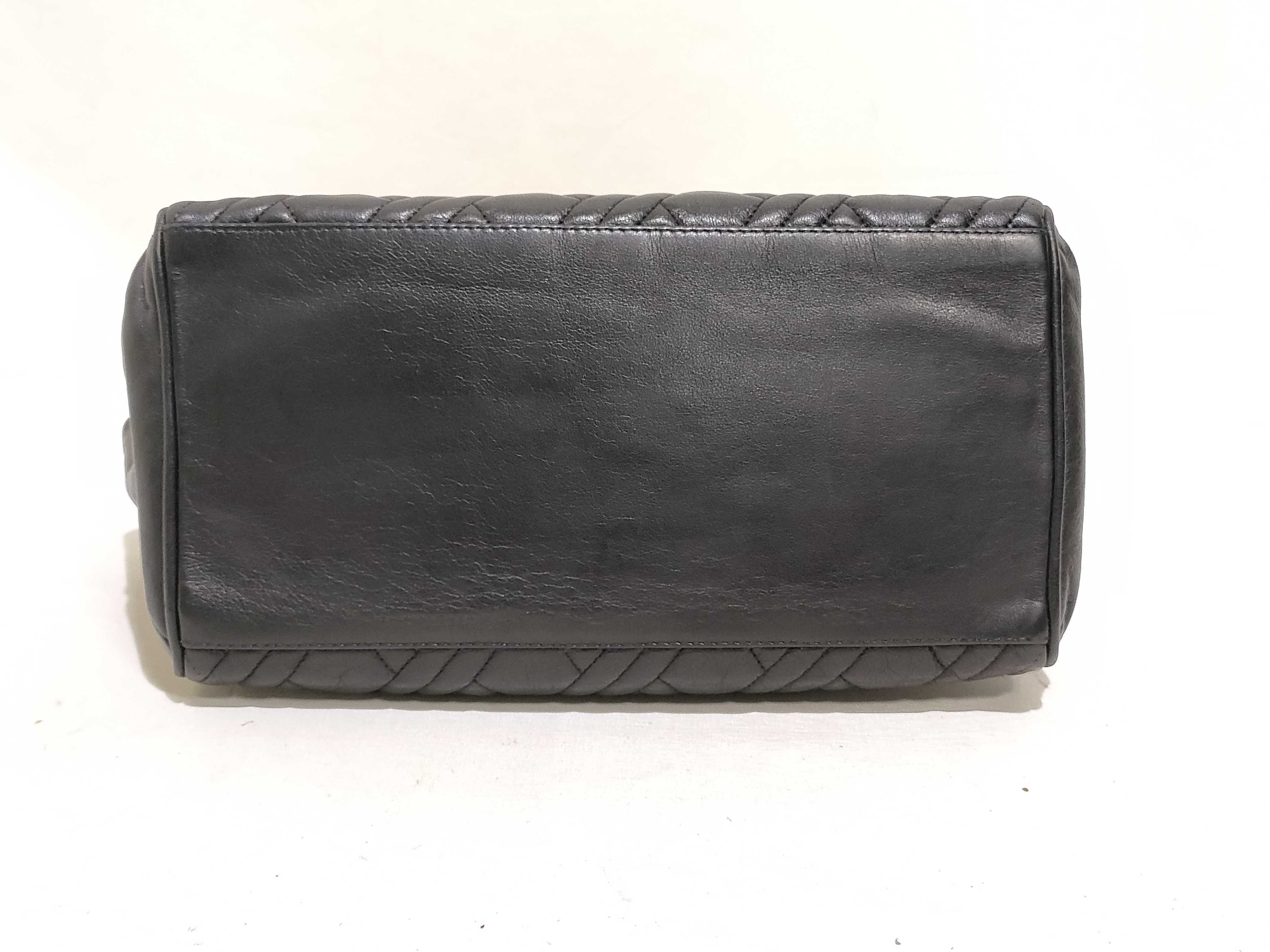 Pasta Metal Handle Leather Handbag — view 7