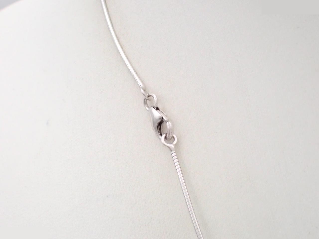 Cube necklace, neck circumference approximately 42cm — view 2