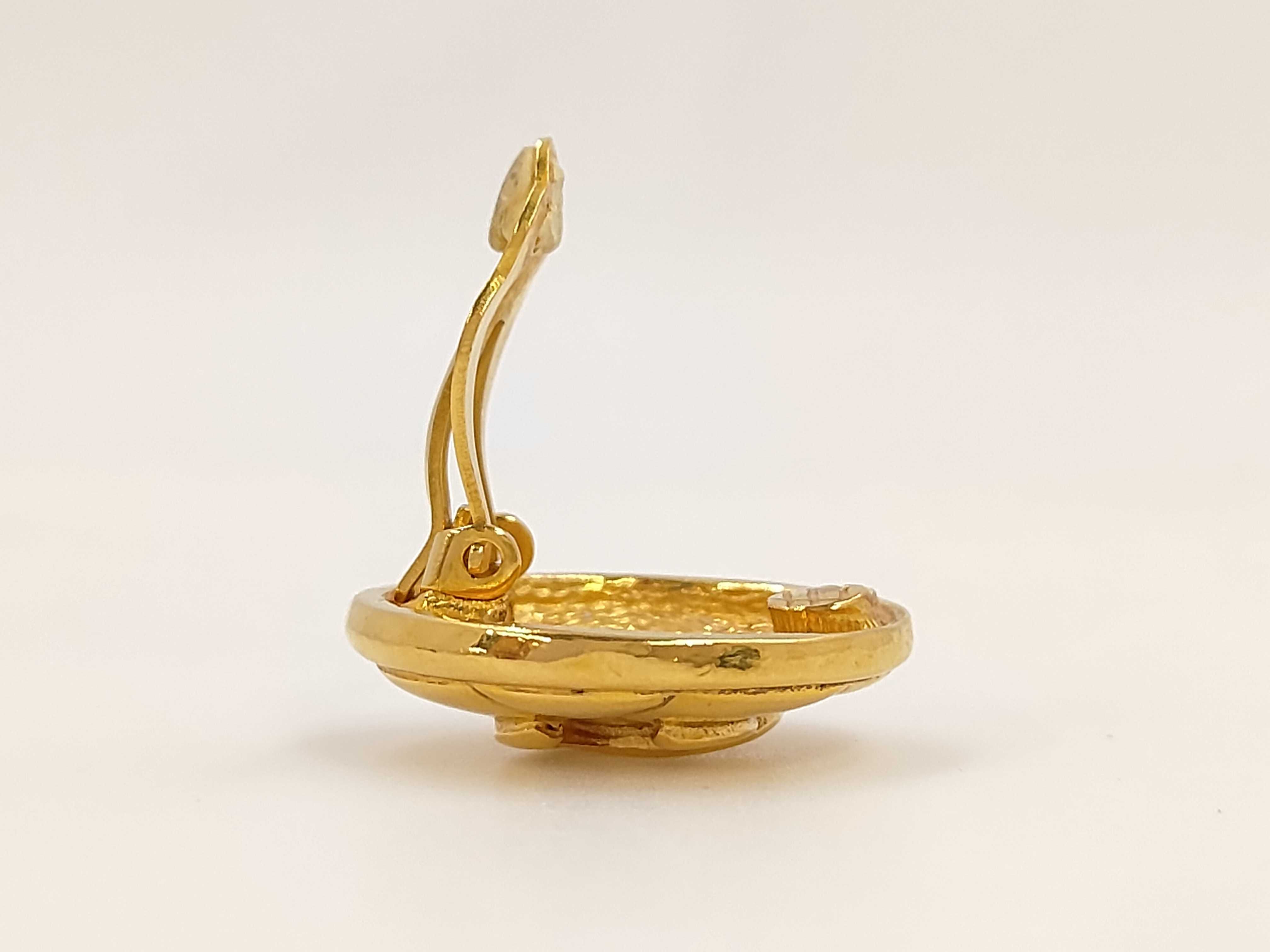 Matelassé Earring (Single Earring) — view 4