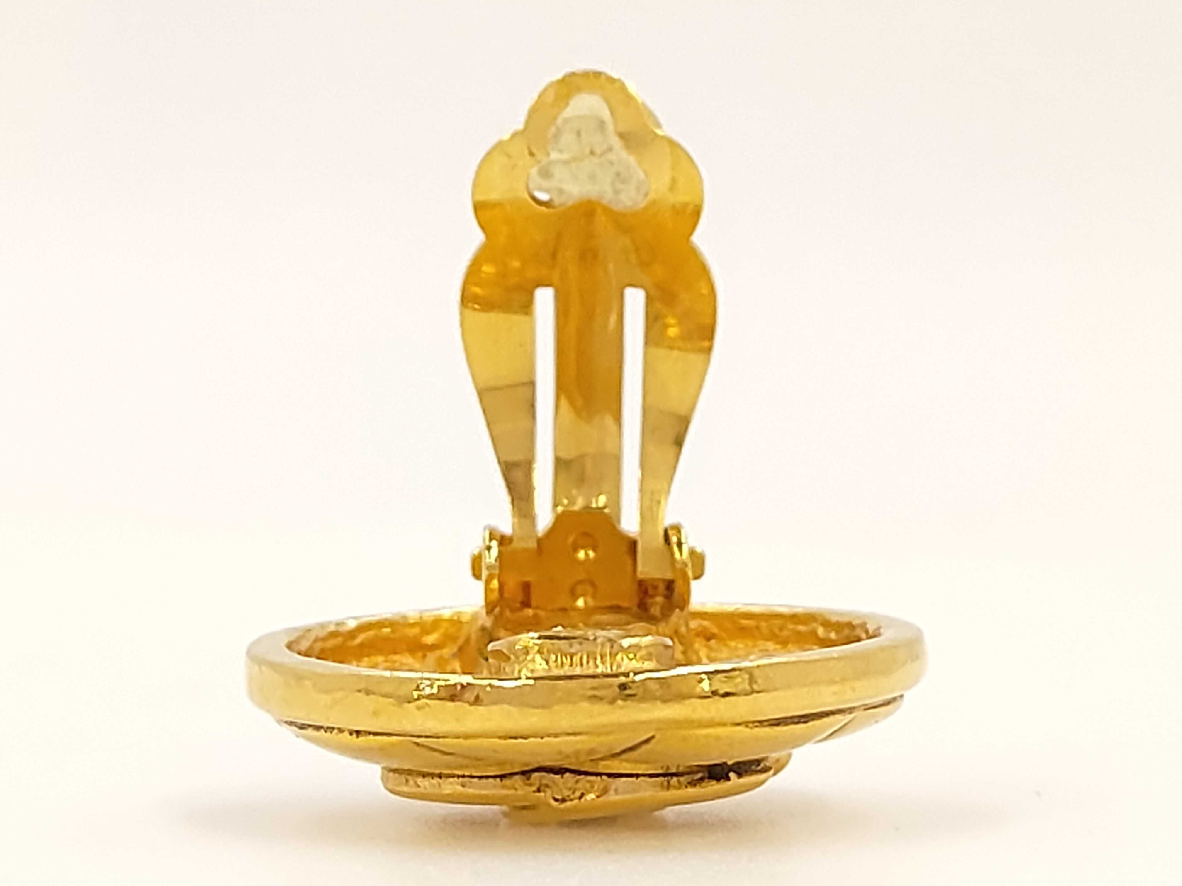 Matelassé Earring (Single Earring) — view 5