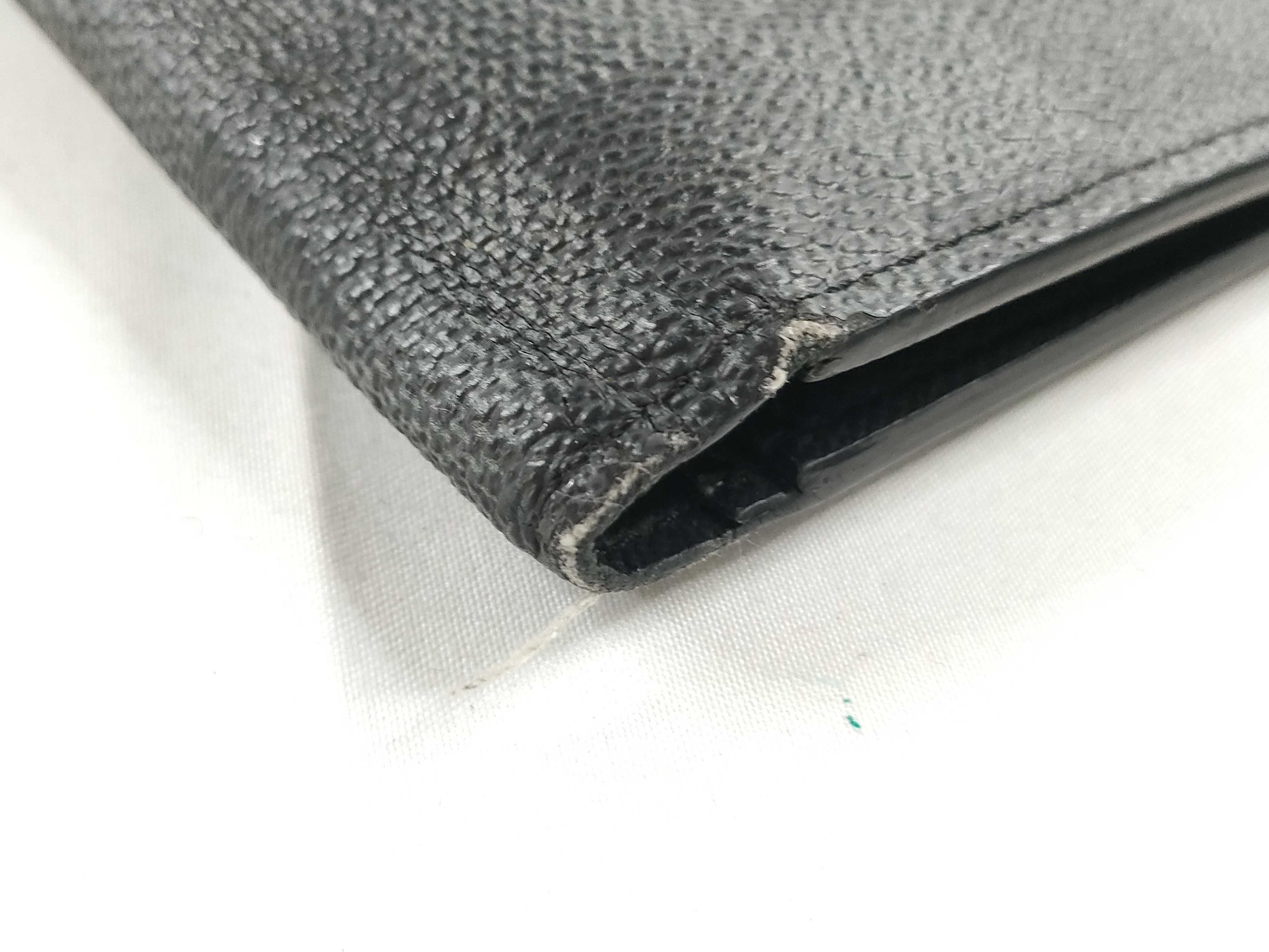 wallet — view 3