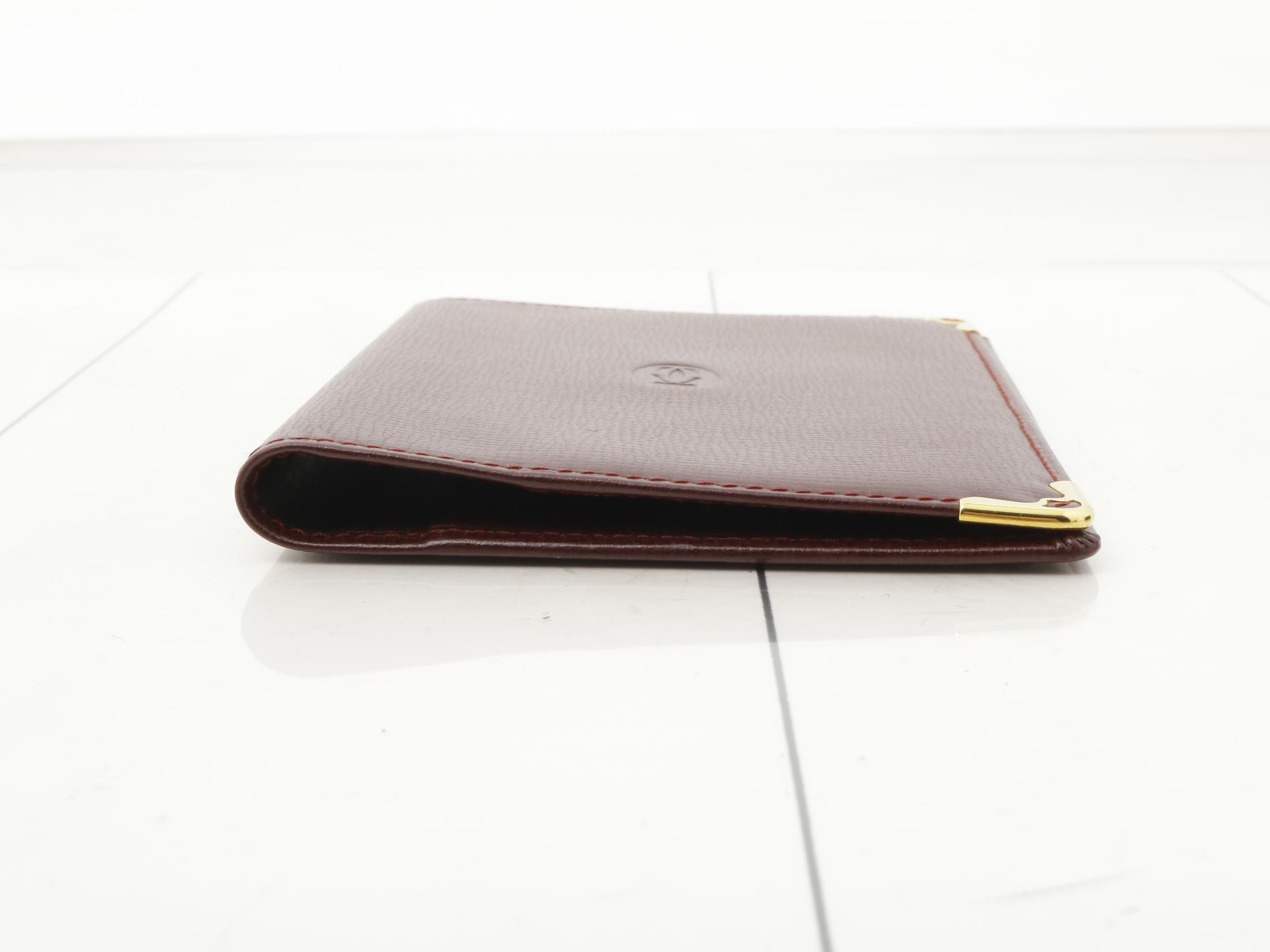 notebook cover — view 3