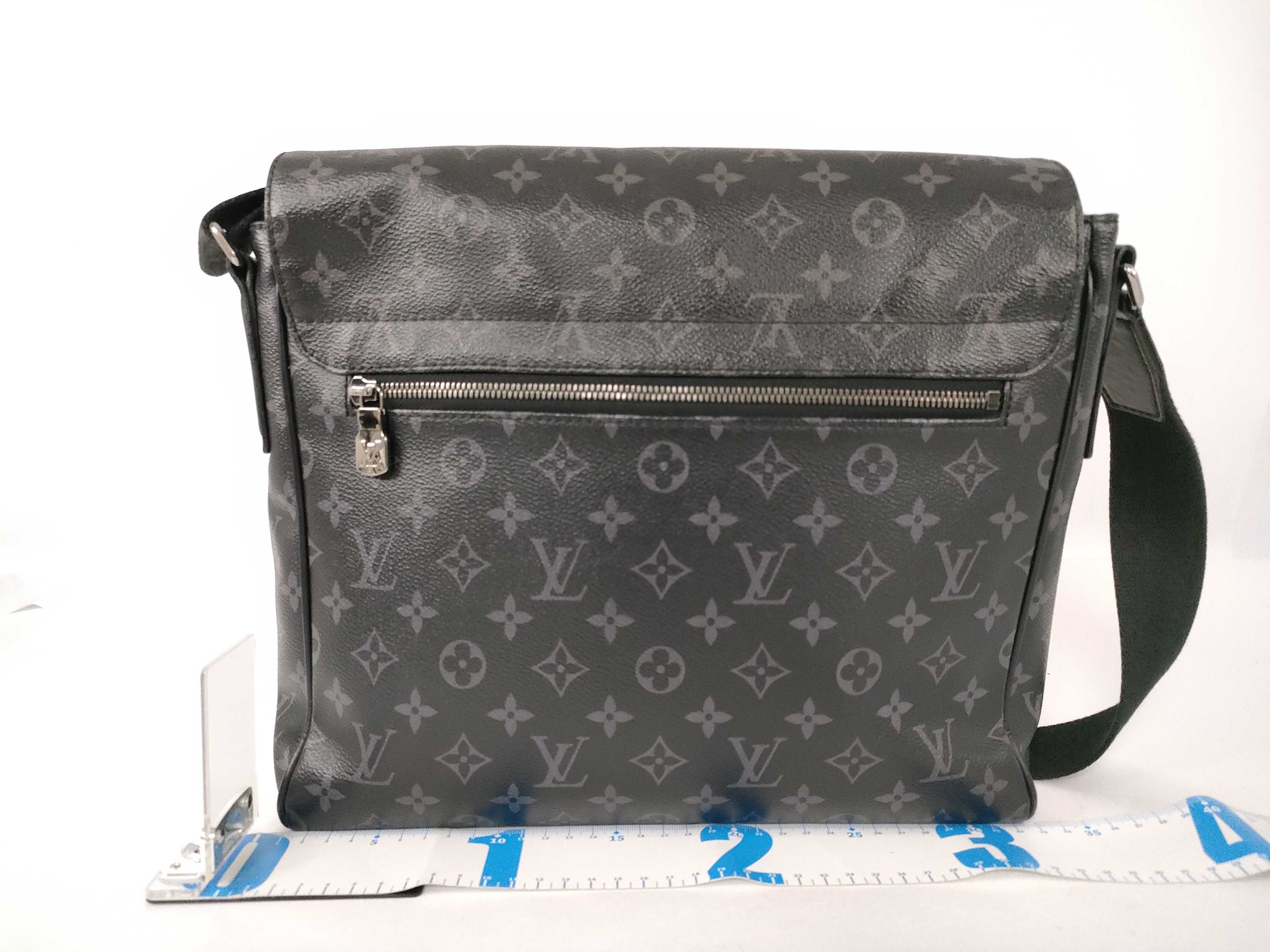 Monogram Eclipse District MM NM Shoulder Bag M44001 GI3128 B Shoulder Bag — view 2