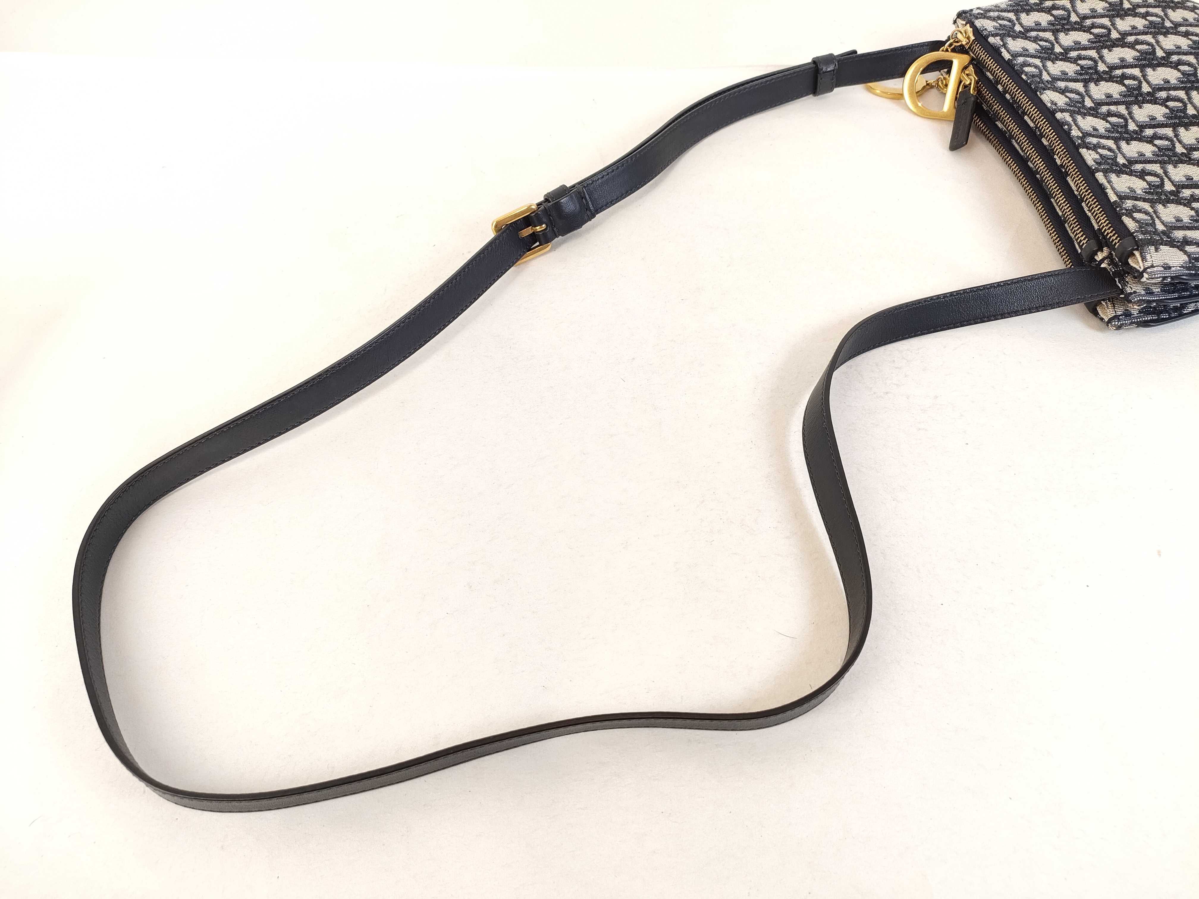 Trotter Dior Oblique Saddle Shoulder Bag — view 3