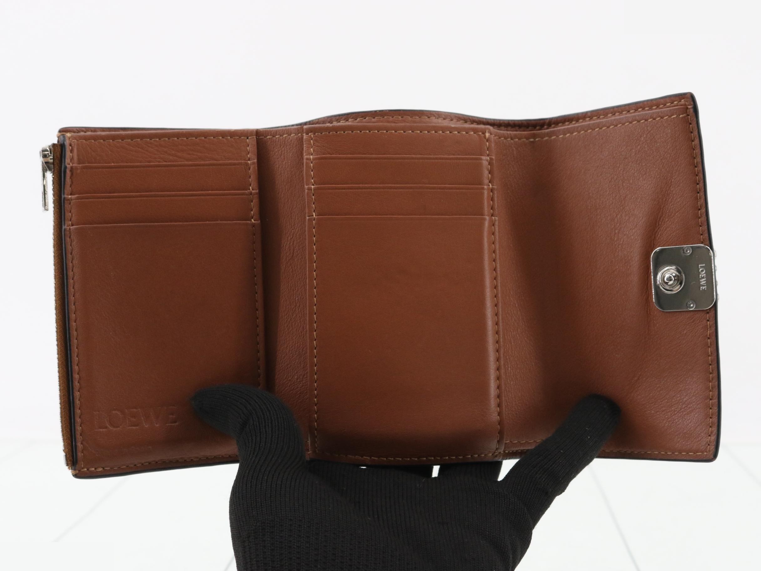Anagram Trifold Wallet, Brown — view 4