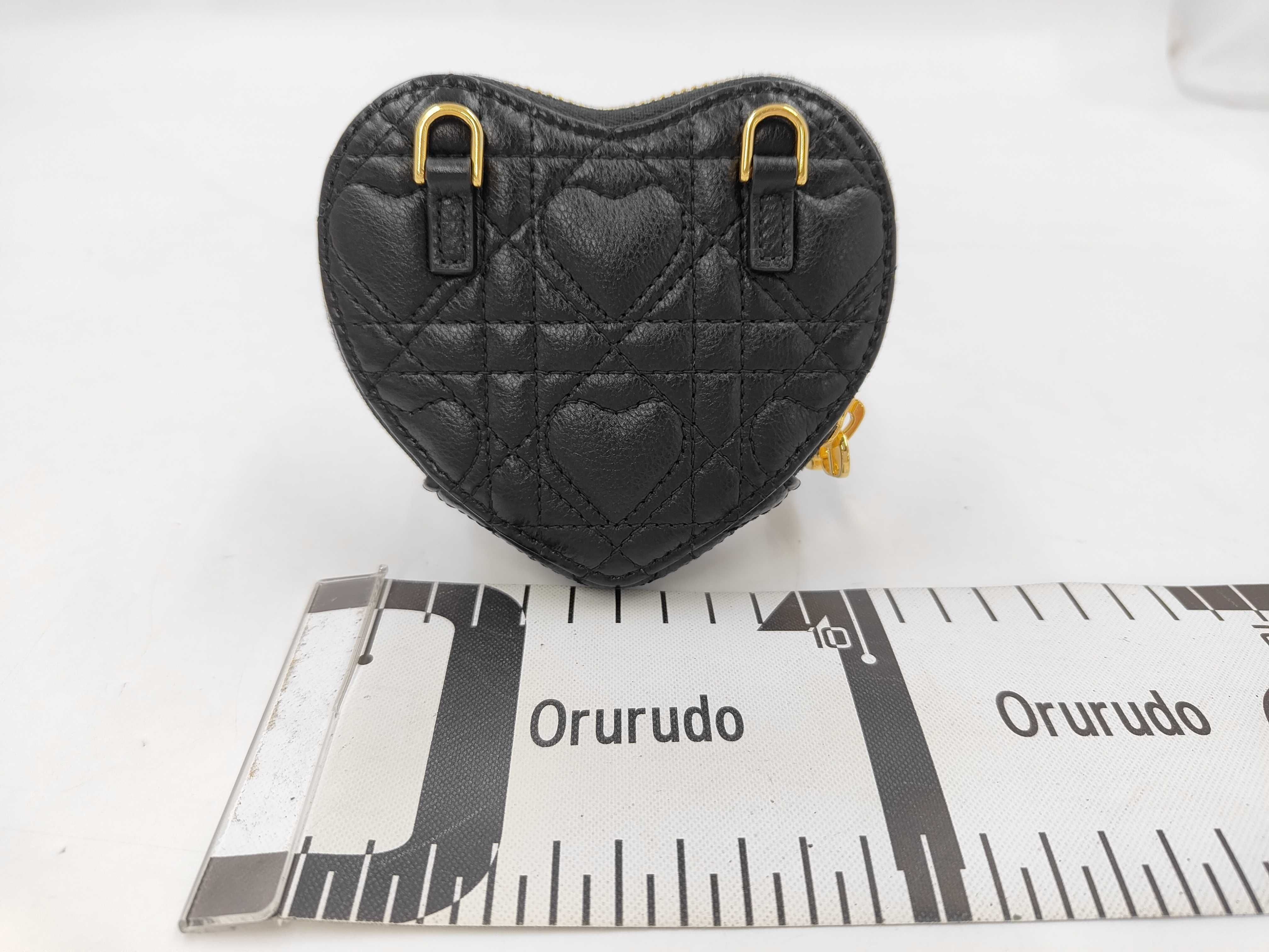 heart-shaped mini chain shoulder bag — view 2