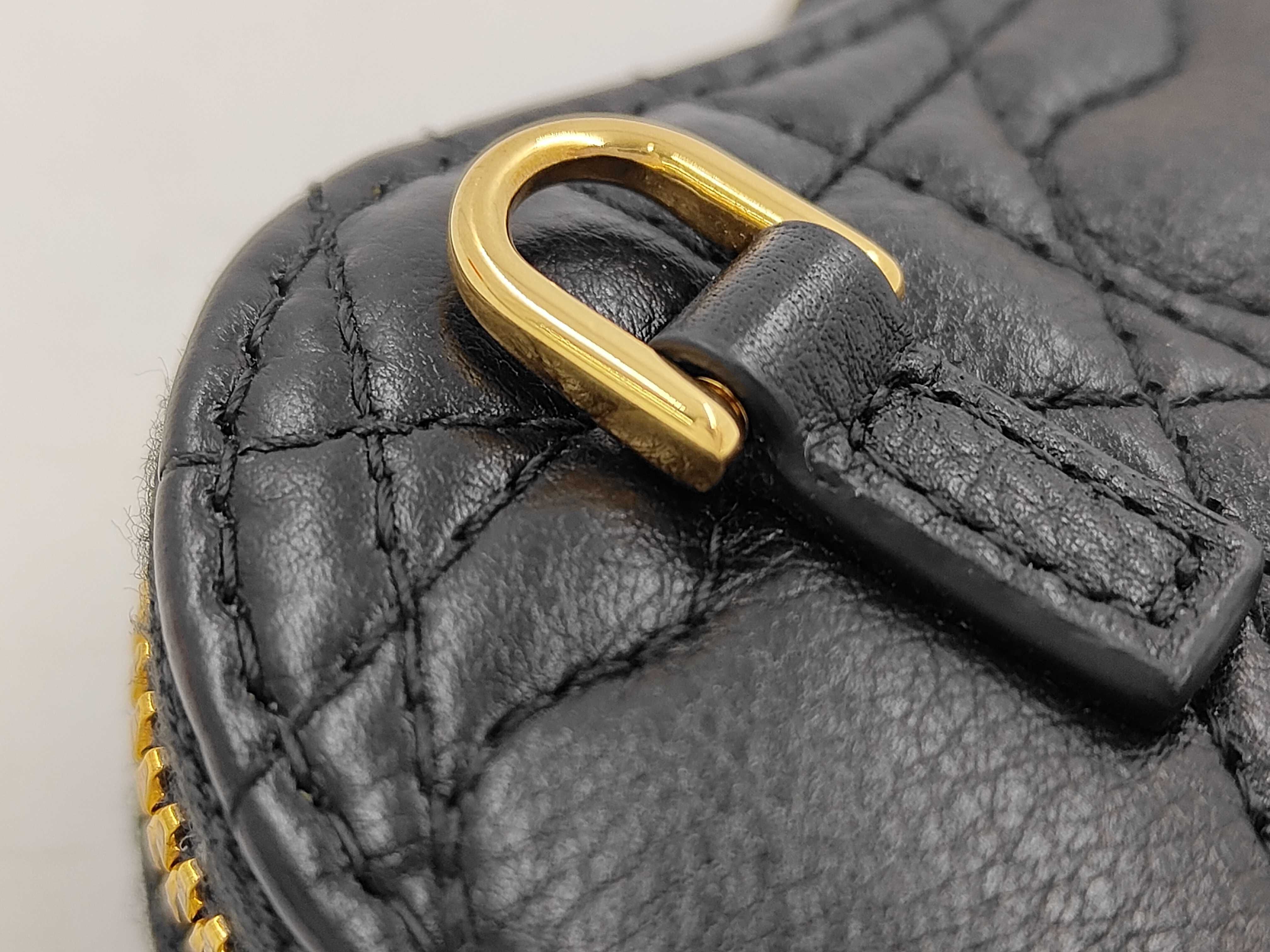 heart-shaped mini chain shoulder bag — view 3