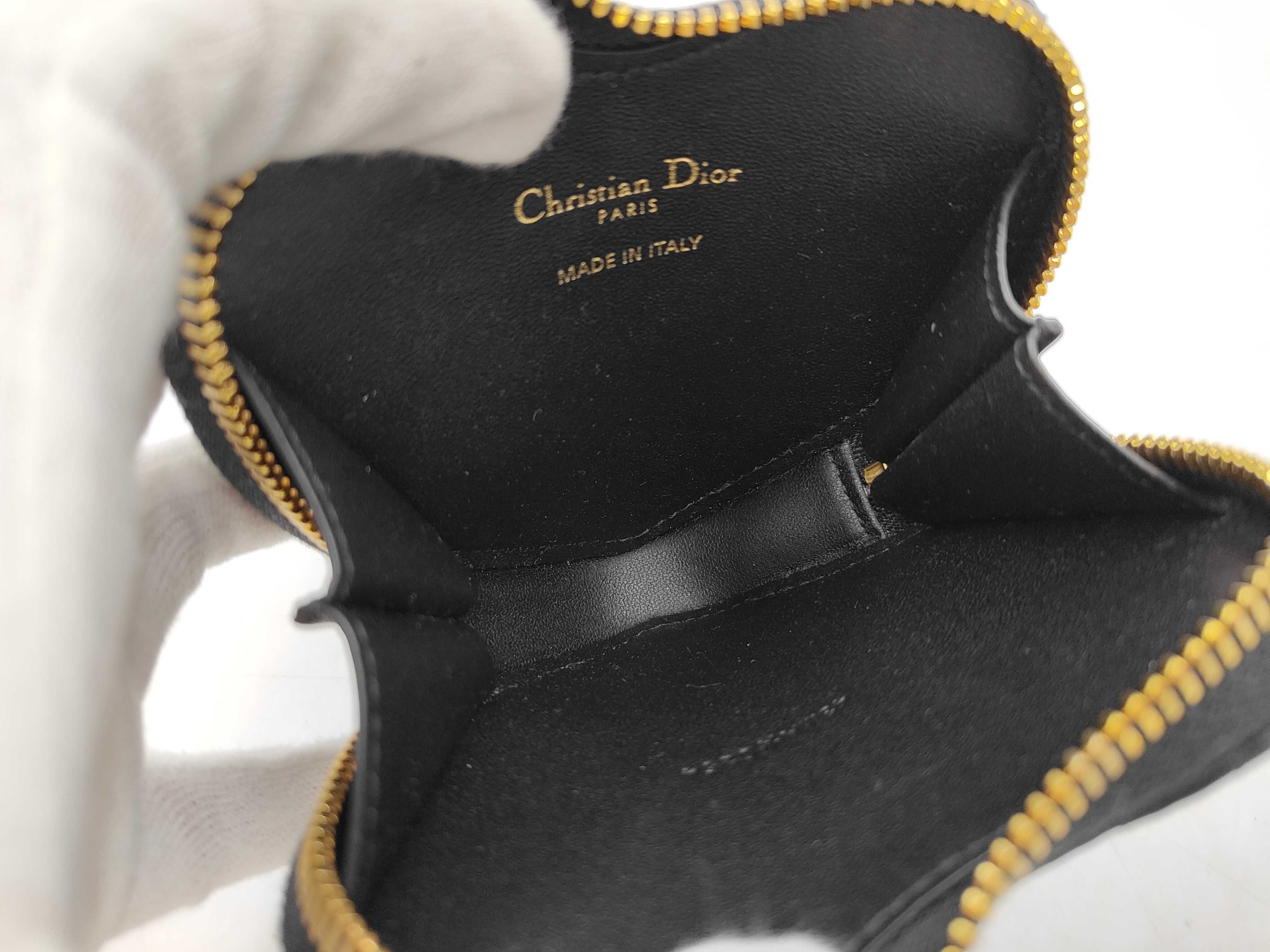 heart-shaped mini chain shoulder bag — view 9