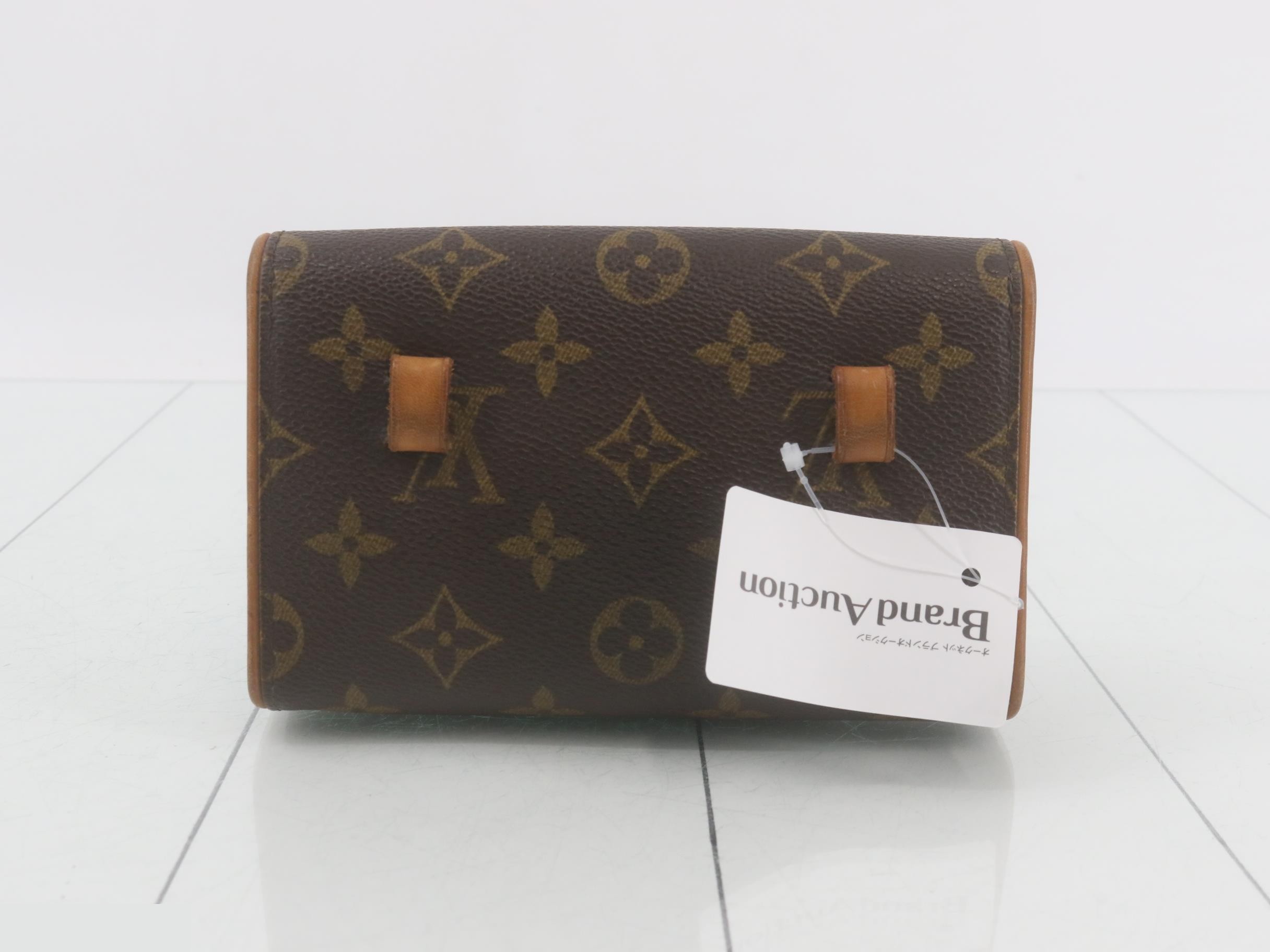 P. Florentine Monogram — view 2