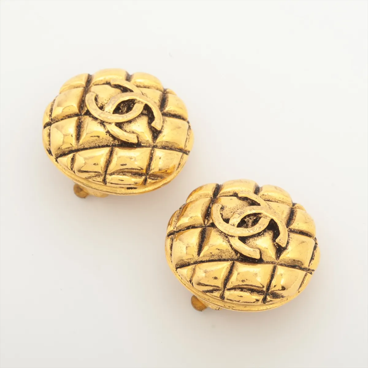 Cocomark Matelasse 25 (1990) Earrings (for both ears) GP Gold — view 3