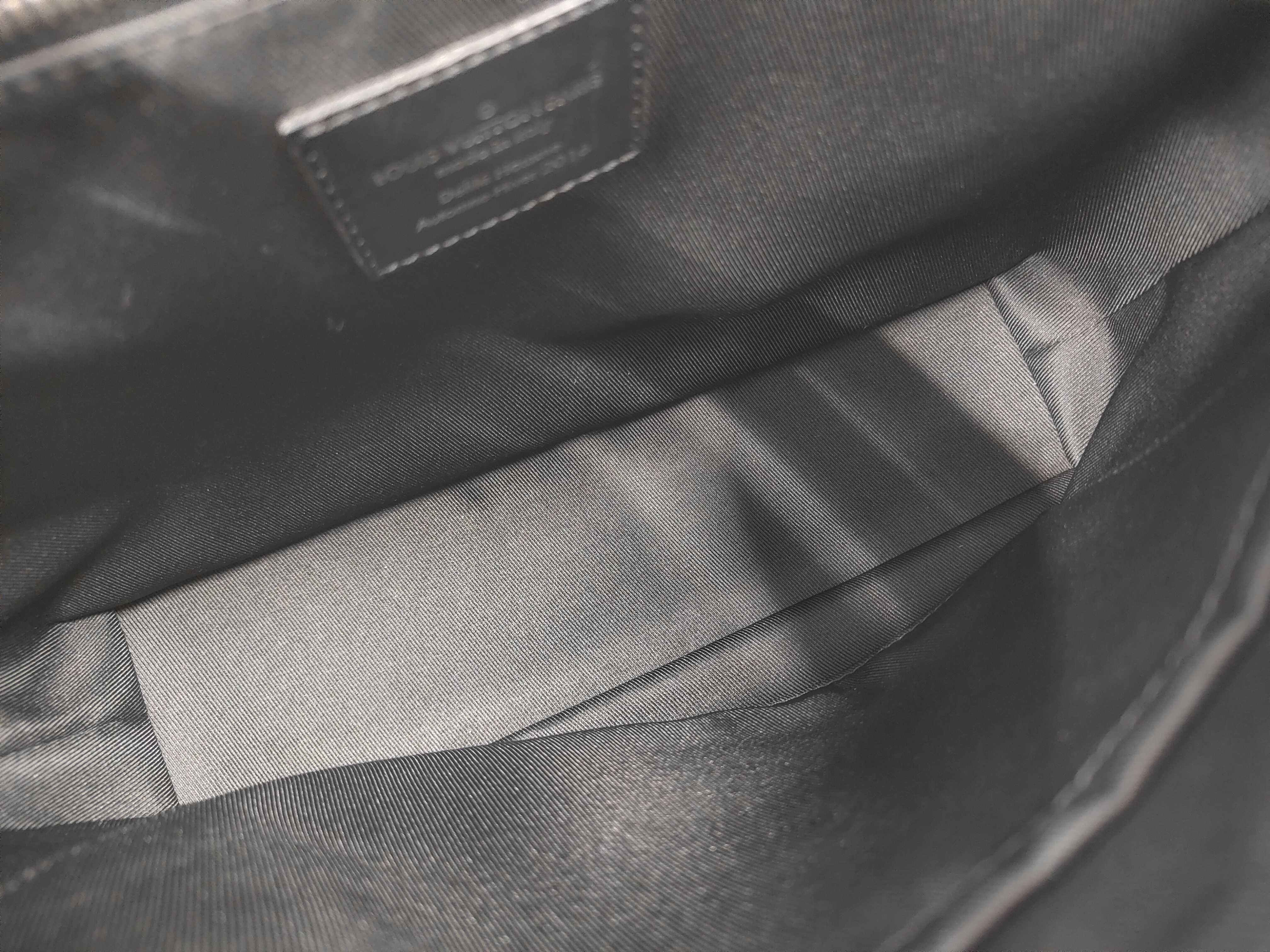 Messenger Voyage PM Monogram Eclipse M40511 Shoulder Bag — view 8