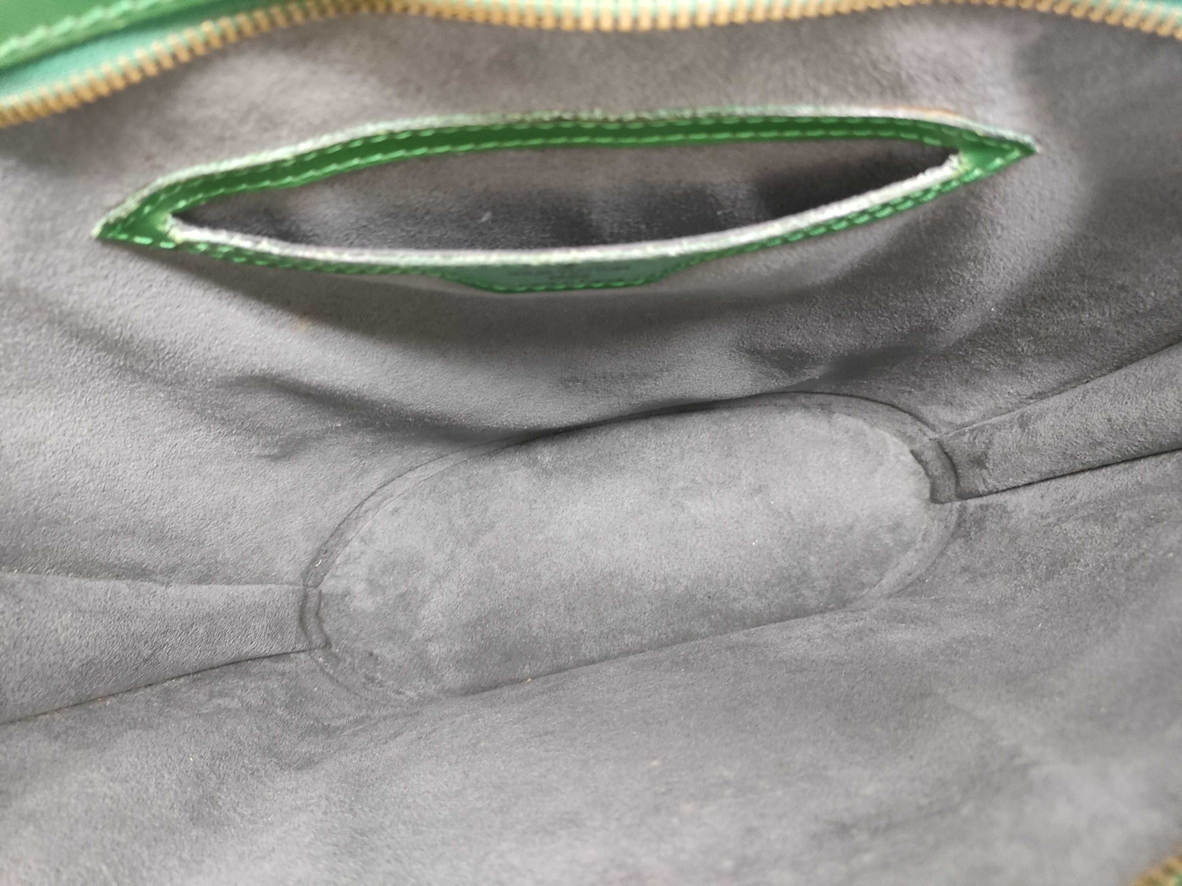 Epi / Epi / Saint Jacques / M52274 / VI0962 / Handbag / Leather Handbag — view 10