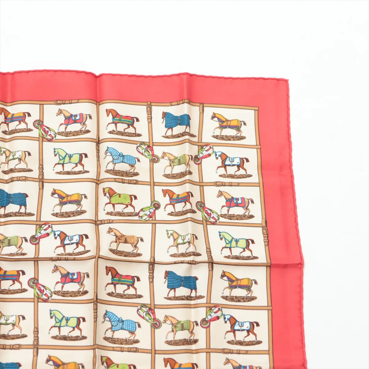 Carre 45 Couvertures et Tenues de Jour Horsewear Scarf Silk Red — view 3