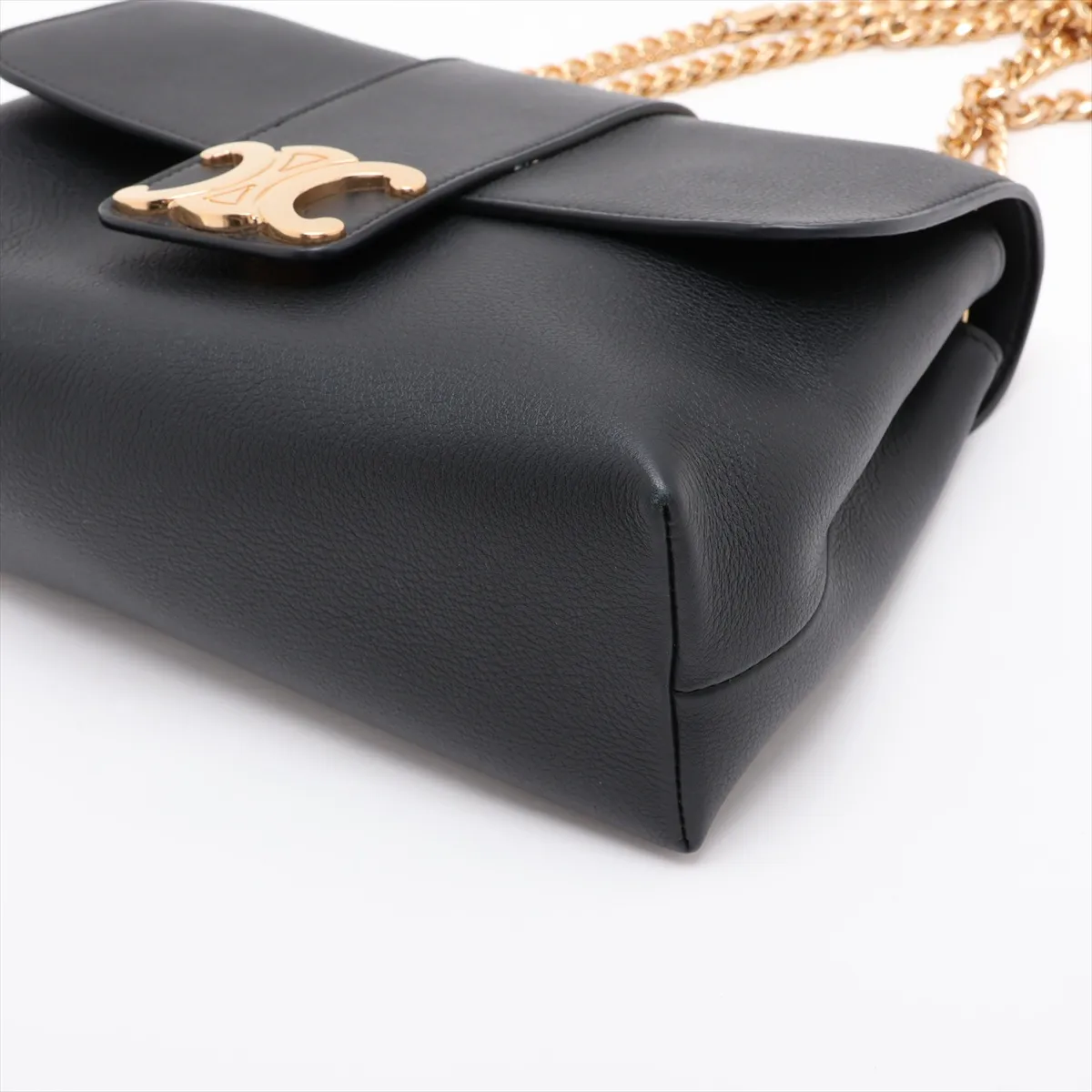 Triomphe Victoire Leather Chain Shoulder Bag, Black — view 3