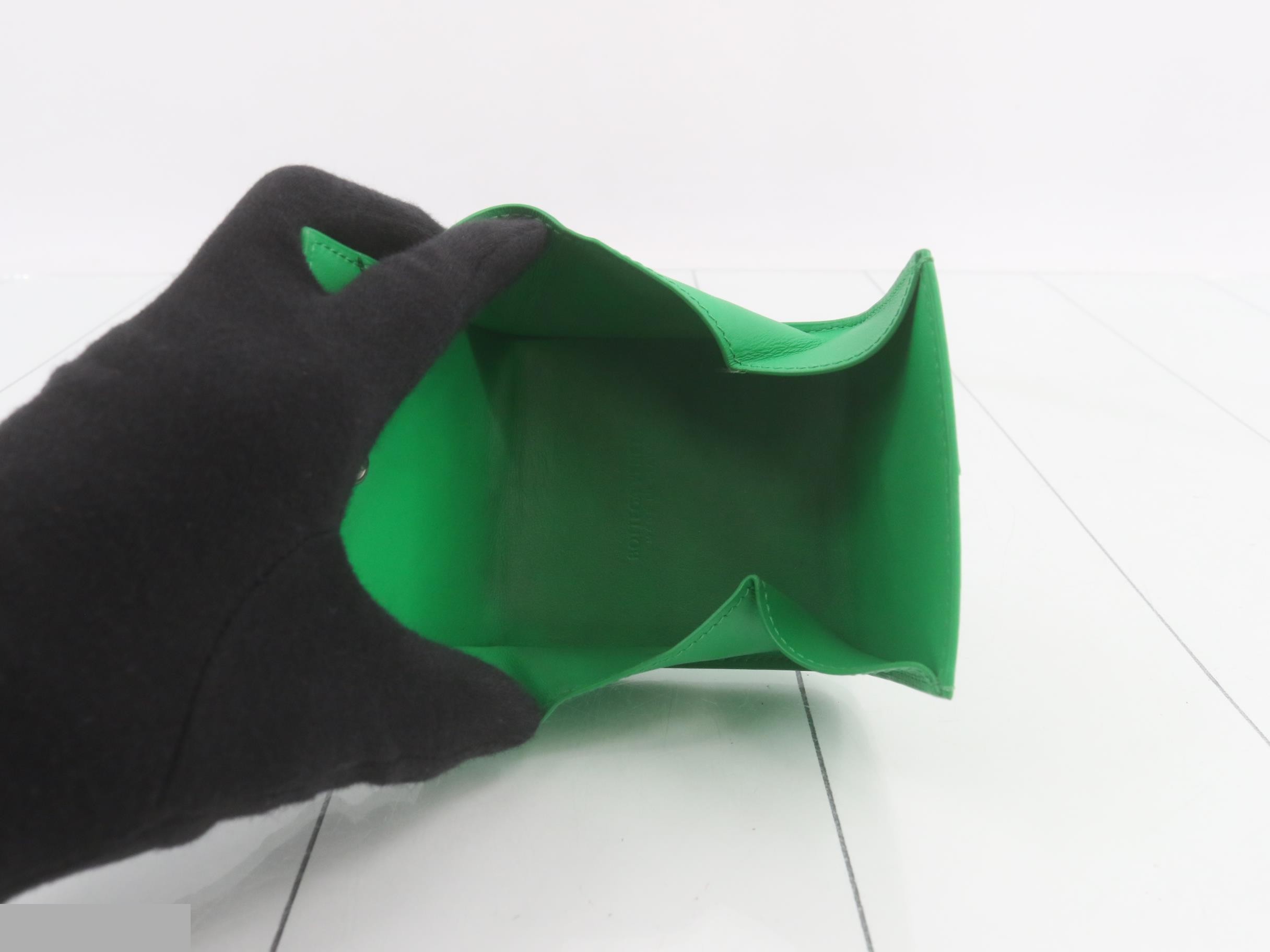 Cassette coin case, green, box, storage bag — view 4