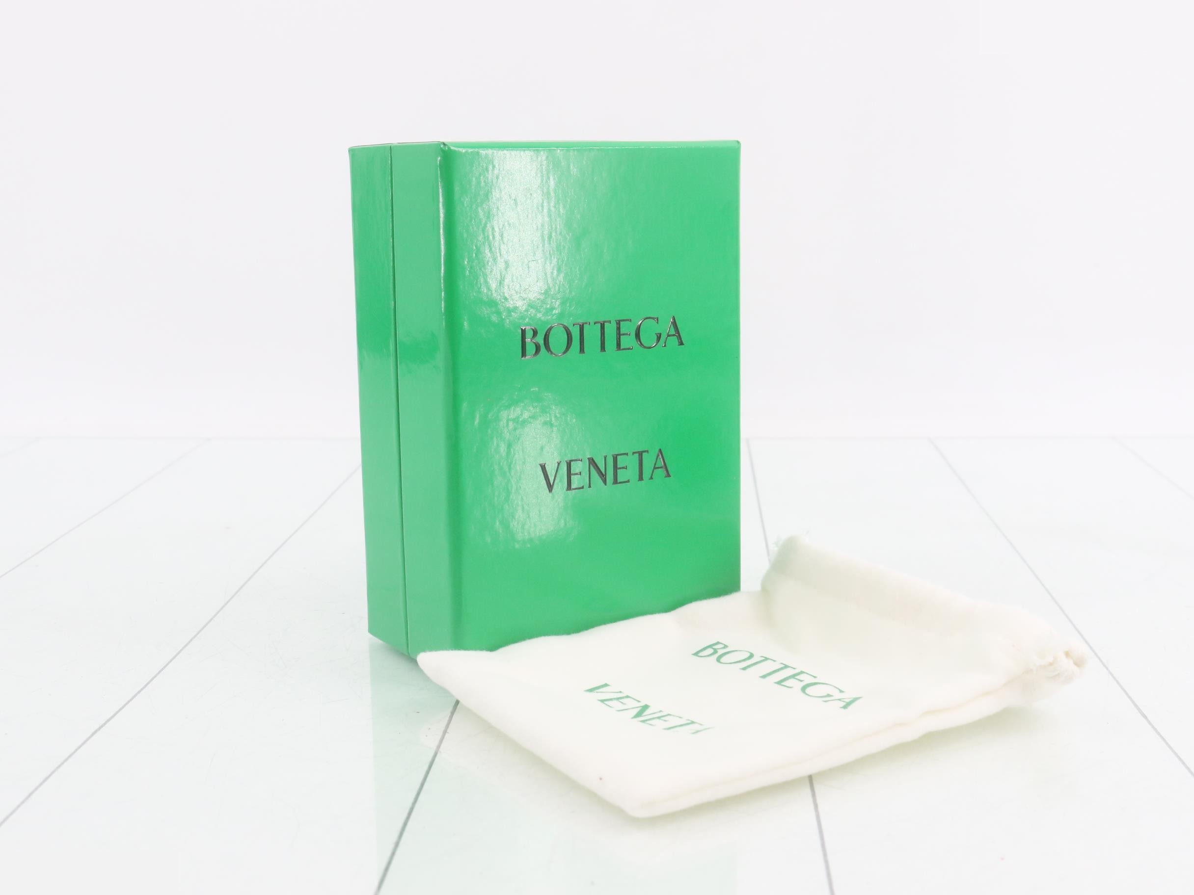 Cassette coin case, green, box, storage bag — view 5