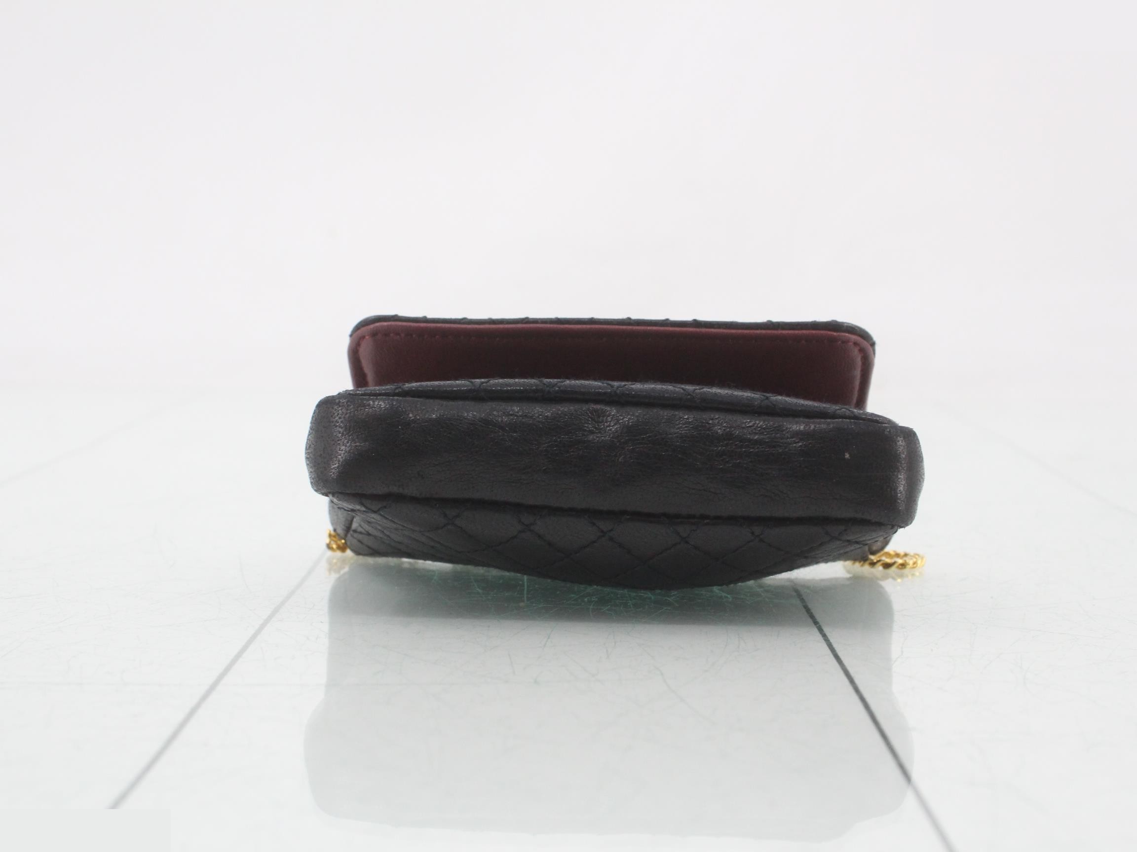 charm — view 3