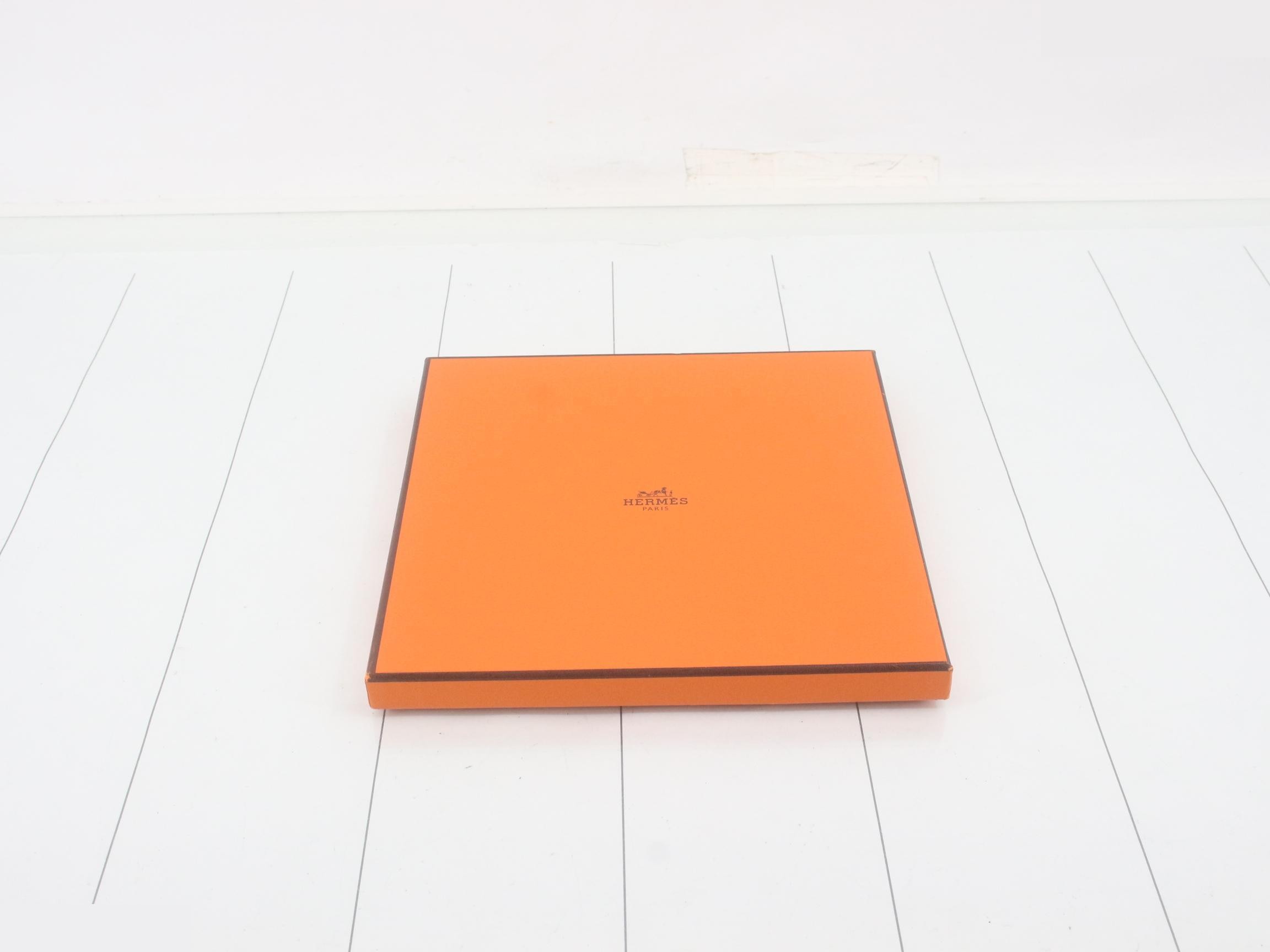 Scarf, Carre, 90cm, with box — view 4