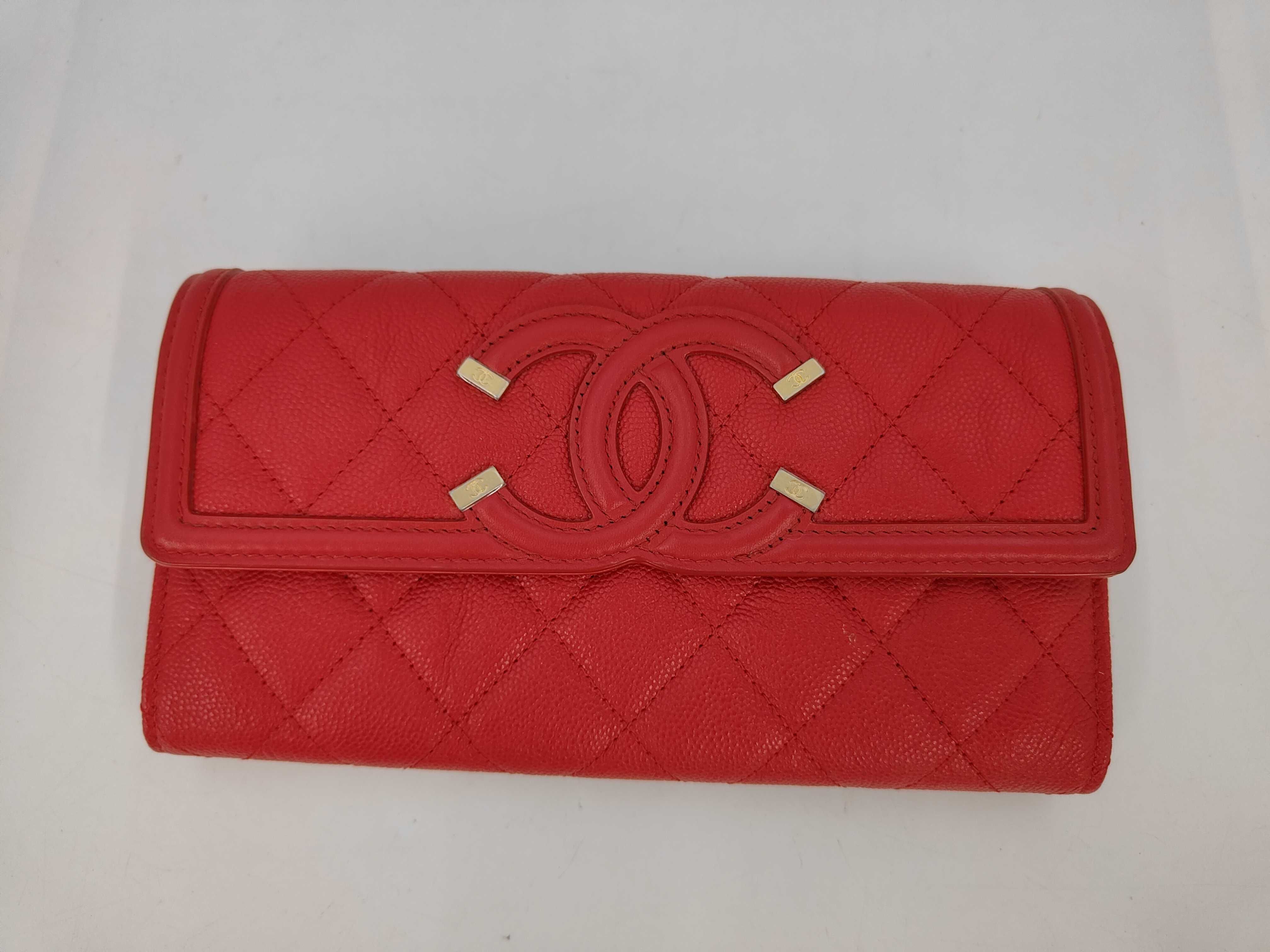 CC Filigree Wallet, Caviar Leather, Red