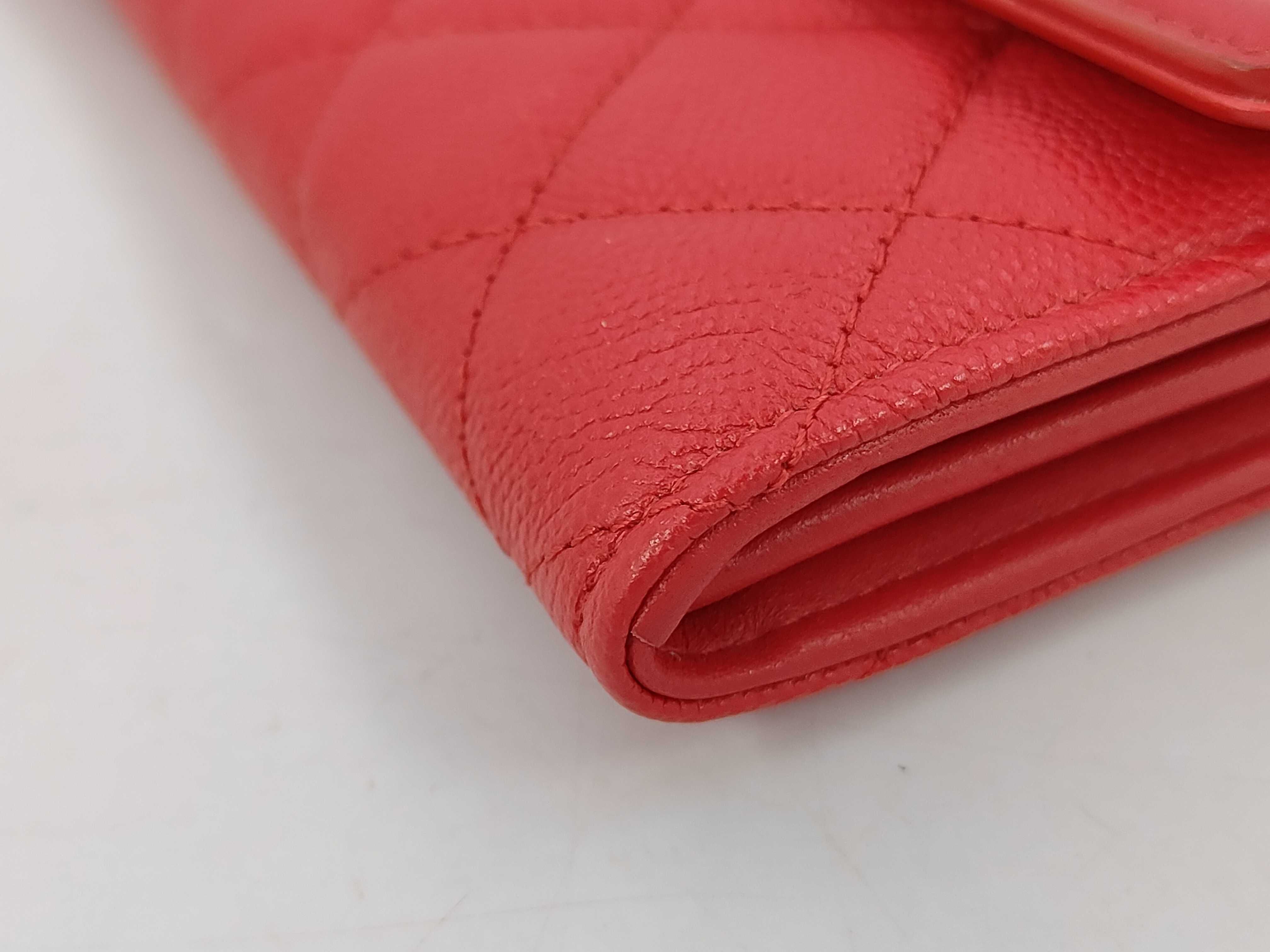 CC Filigree Wallet, Caviar Leather, Red — view 4