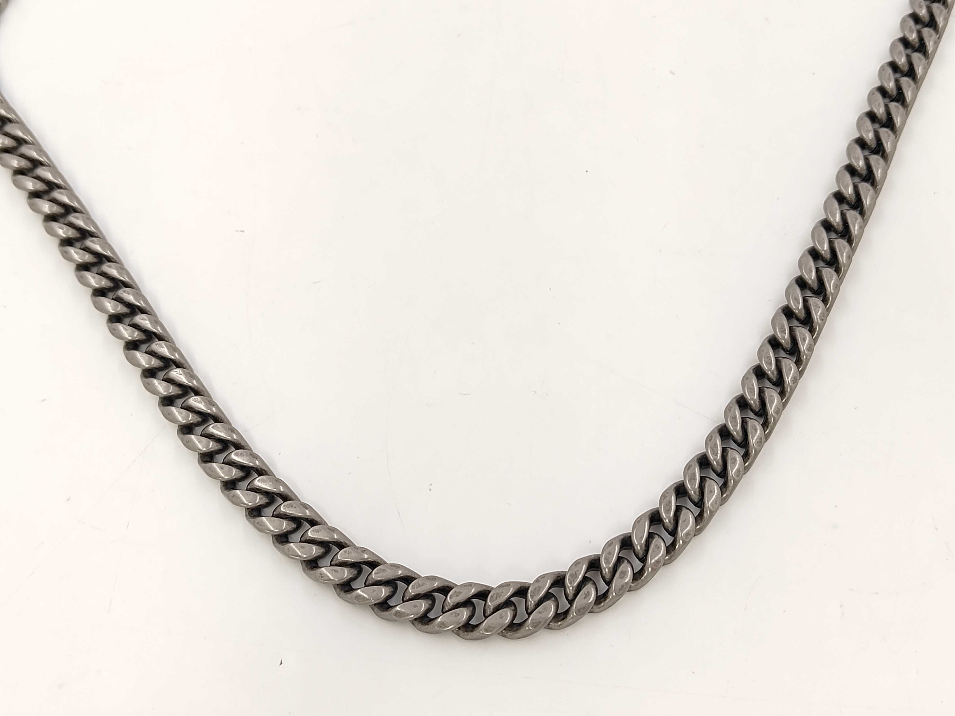Metal Curved Link Chain Long Necklace 80cm Curb Chain Metal Silver Necklace — view 3