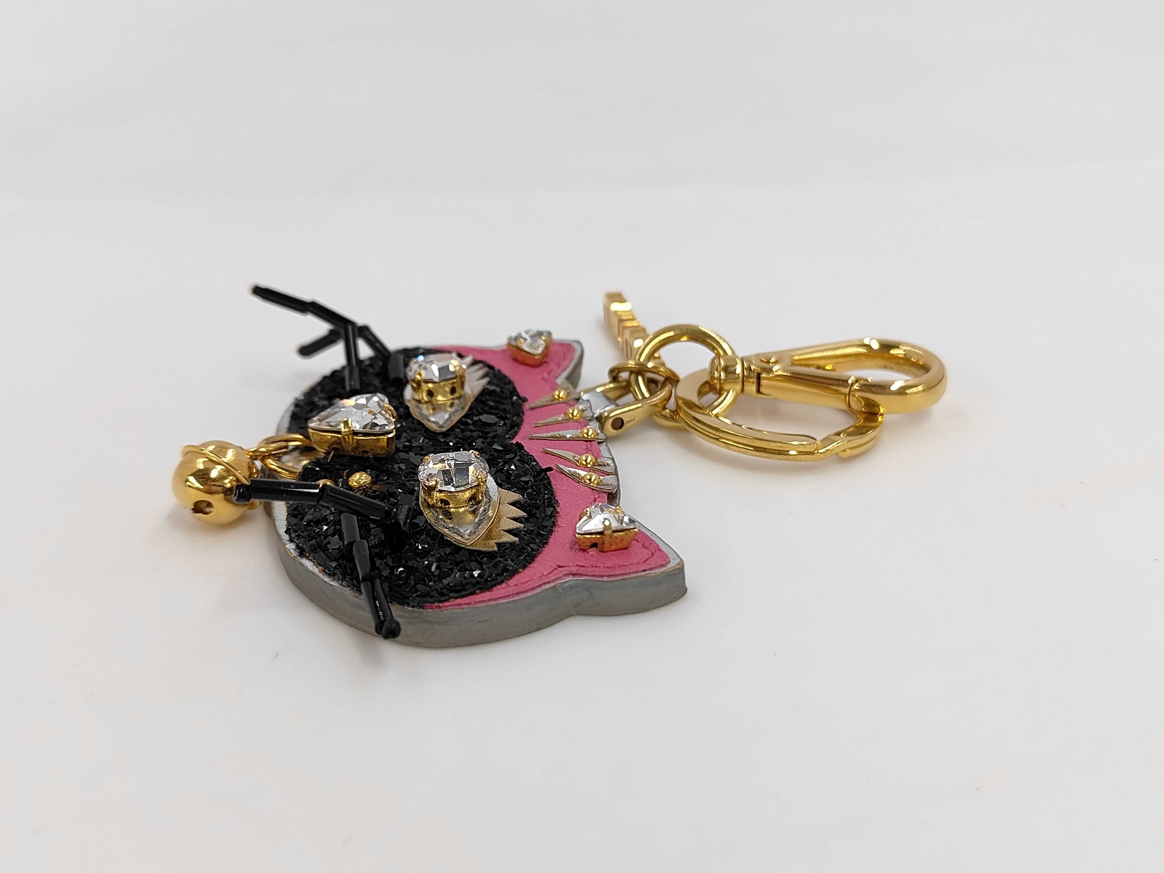 cat charm — view 2