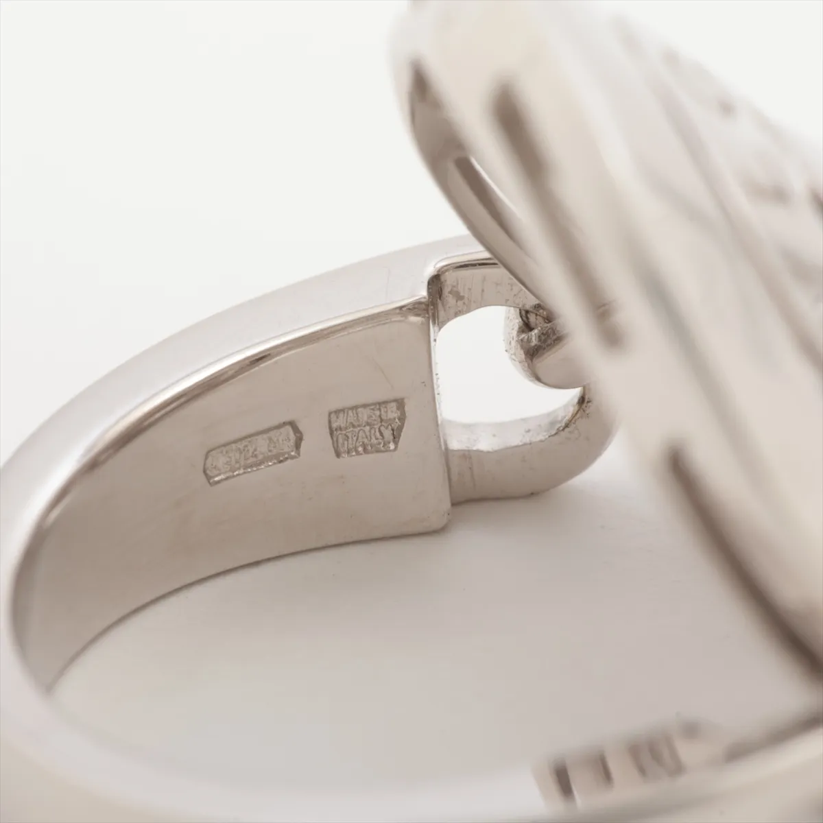 Astrale Cerchi Ring, 750 (WG), 11.2g, some wear on the metal. — view 3