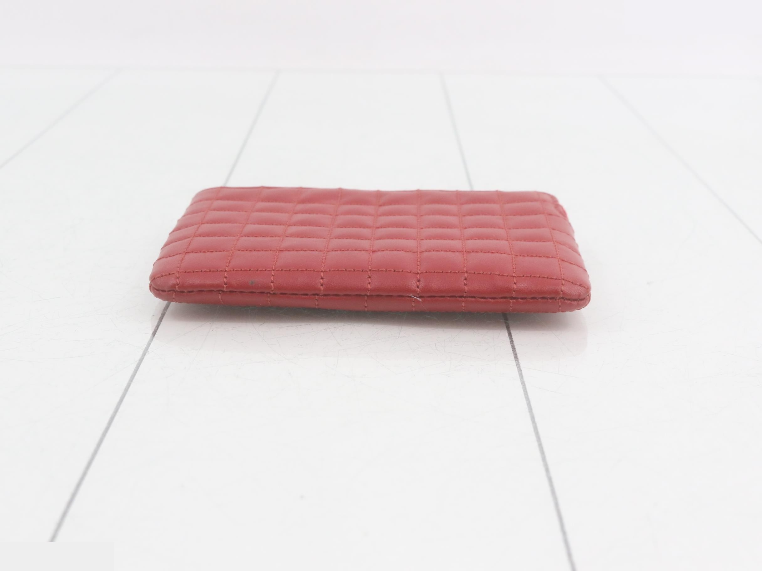 Other lines: Bags and Wallets — view 3